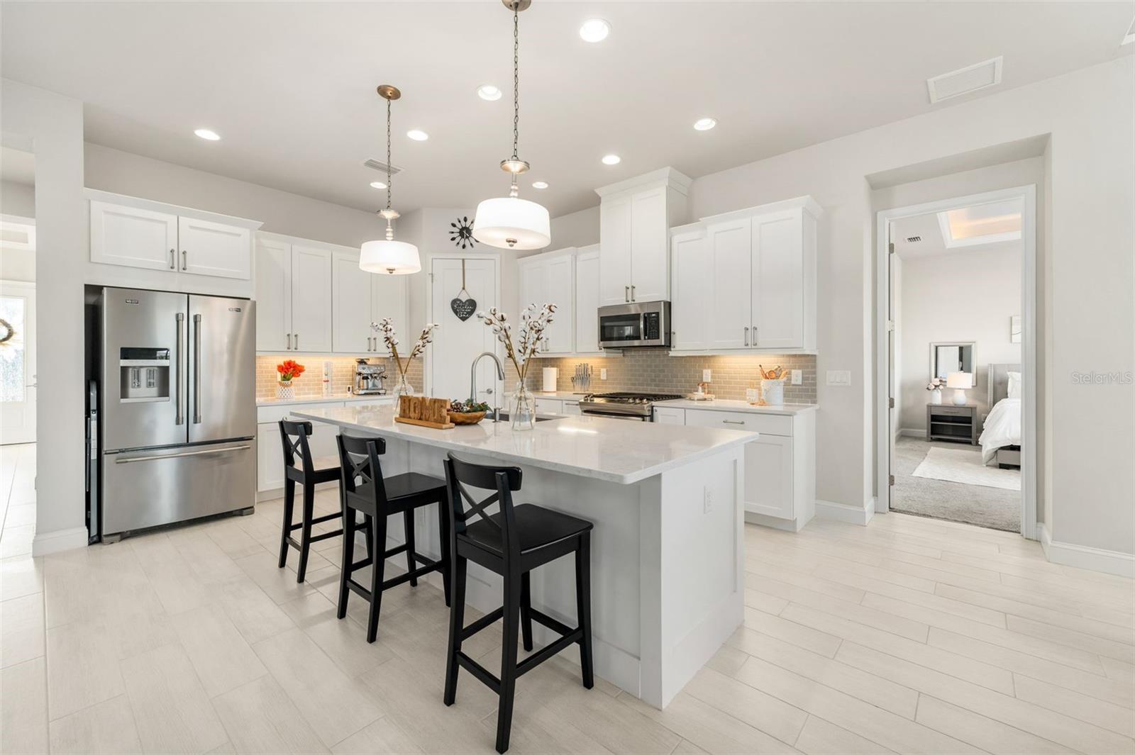 OAKMONT PH 2 PB 32 PG 30 - Residential