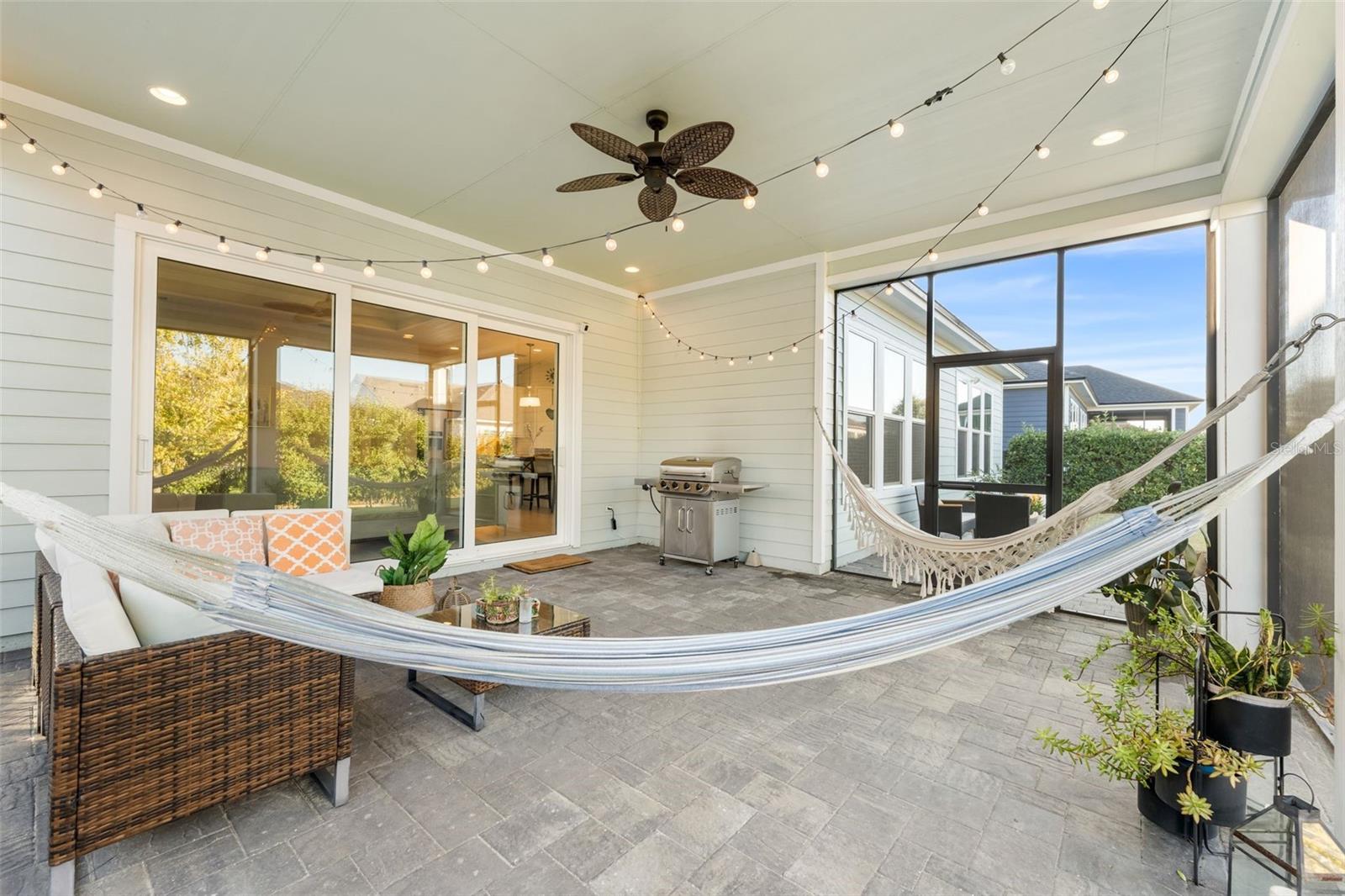 OAKMONT PH 2 PB 32 PG 30 - Residential