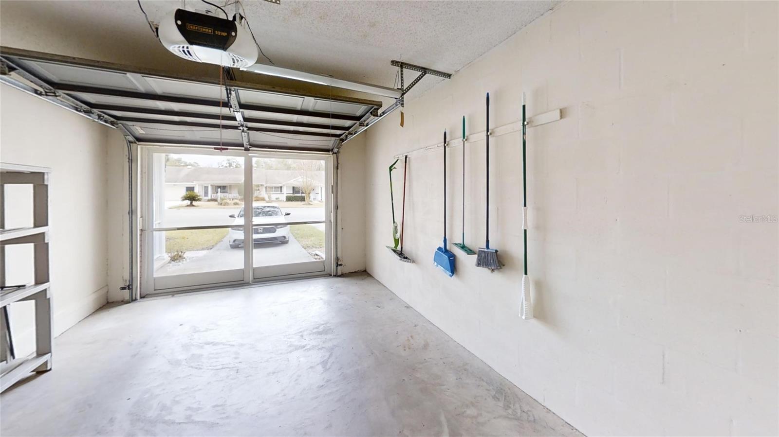 ON TOP OF THE WORLD - Residential Lease