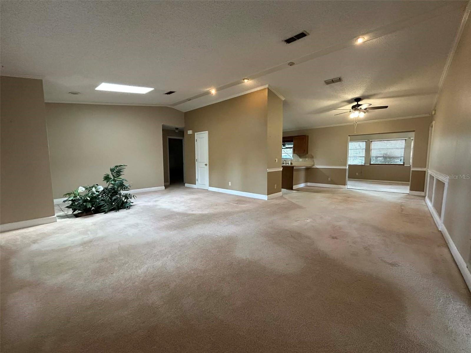 KINGS POINT - Residential