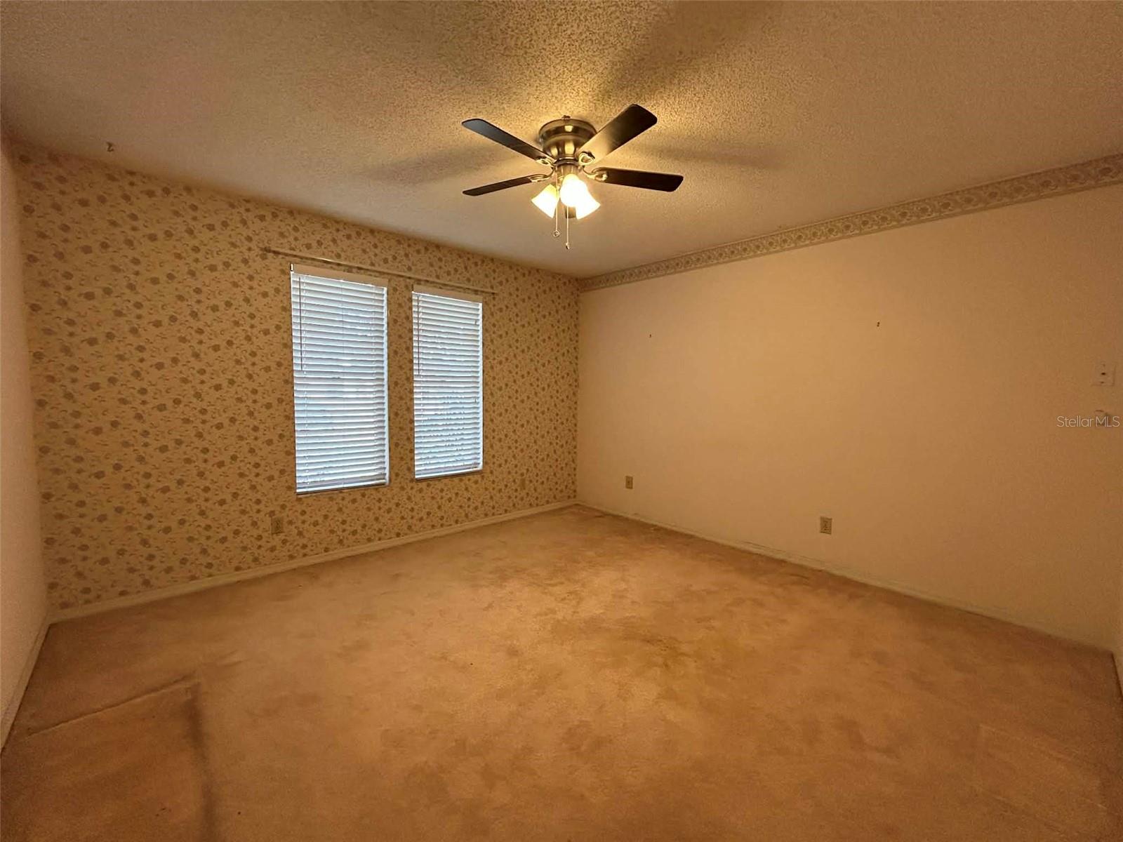 KINGS POINT - Residential