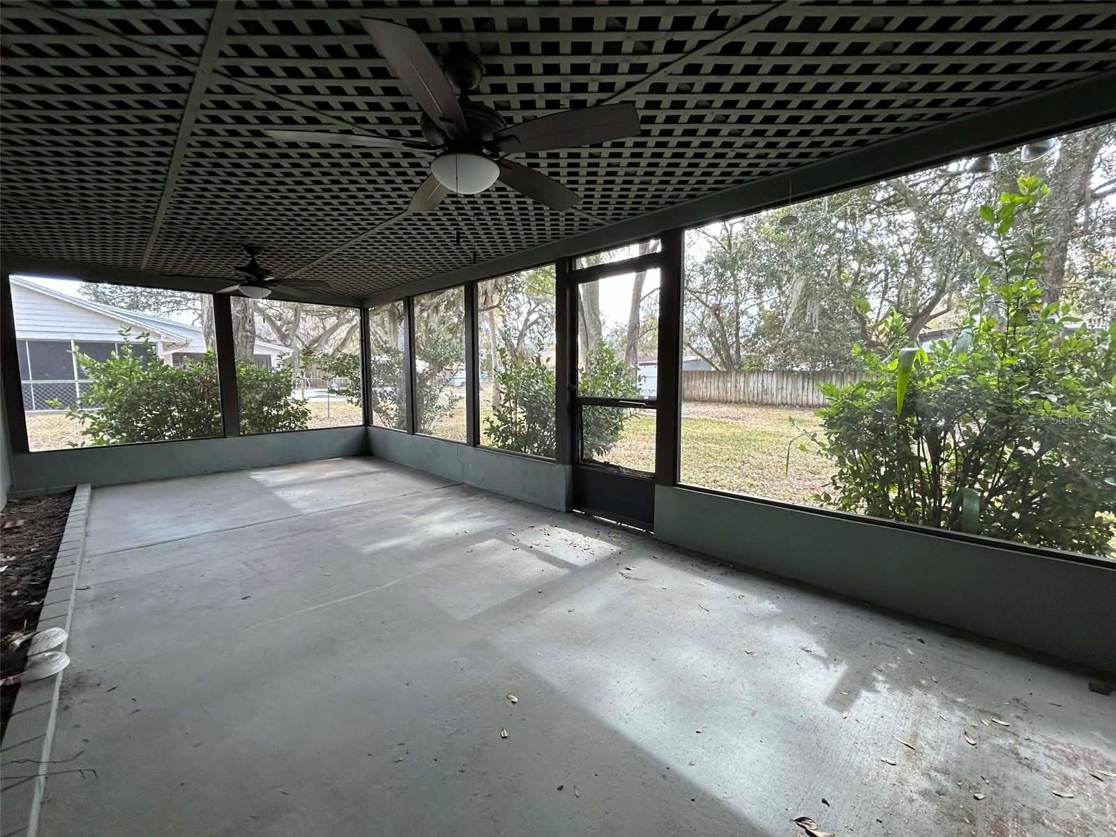 KINGS POINT - Residential