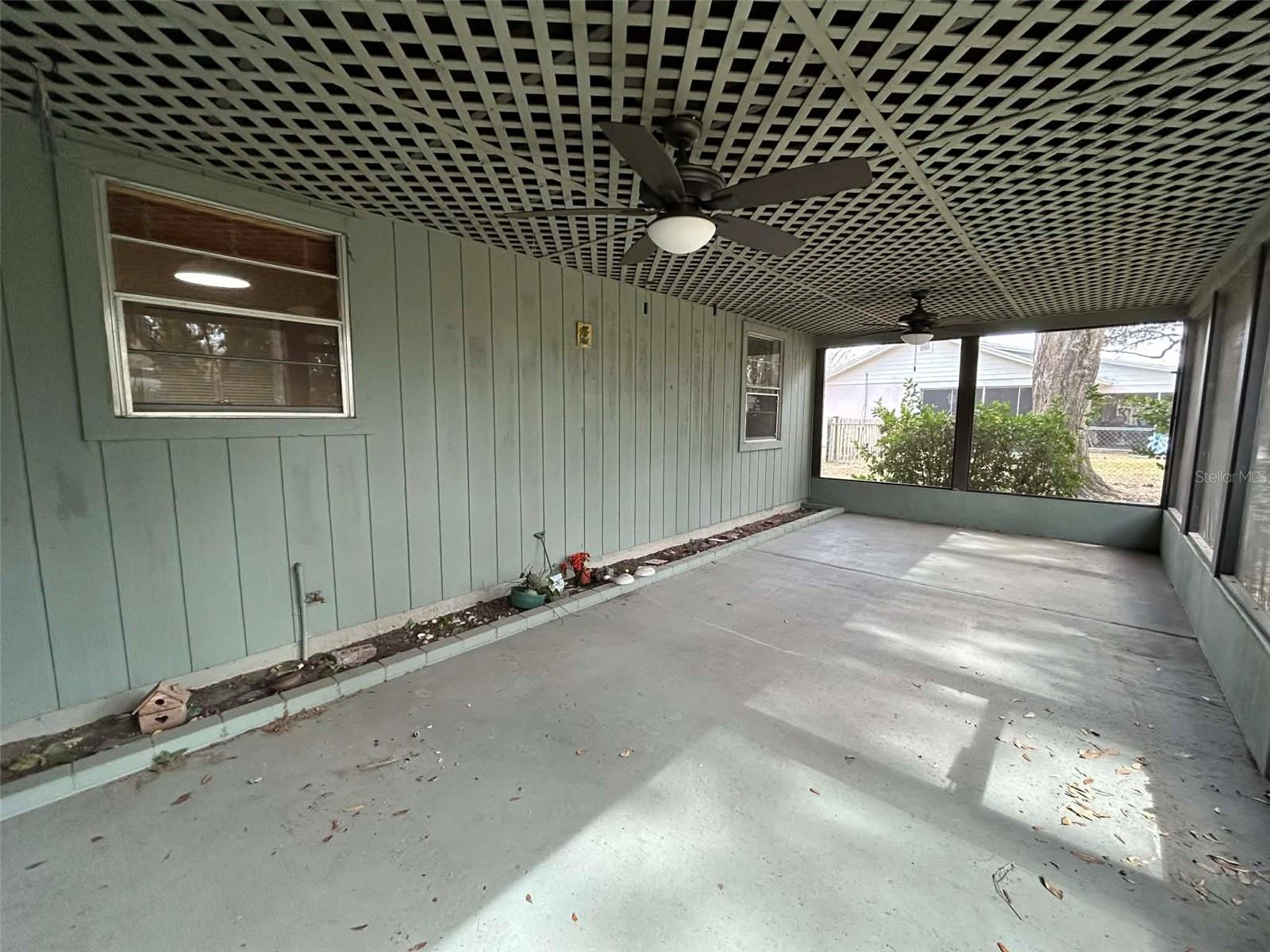 KINGS POINT - Residential