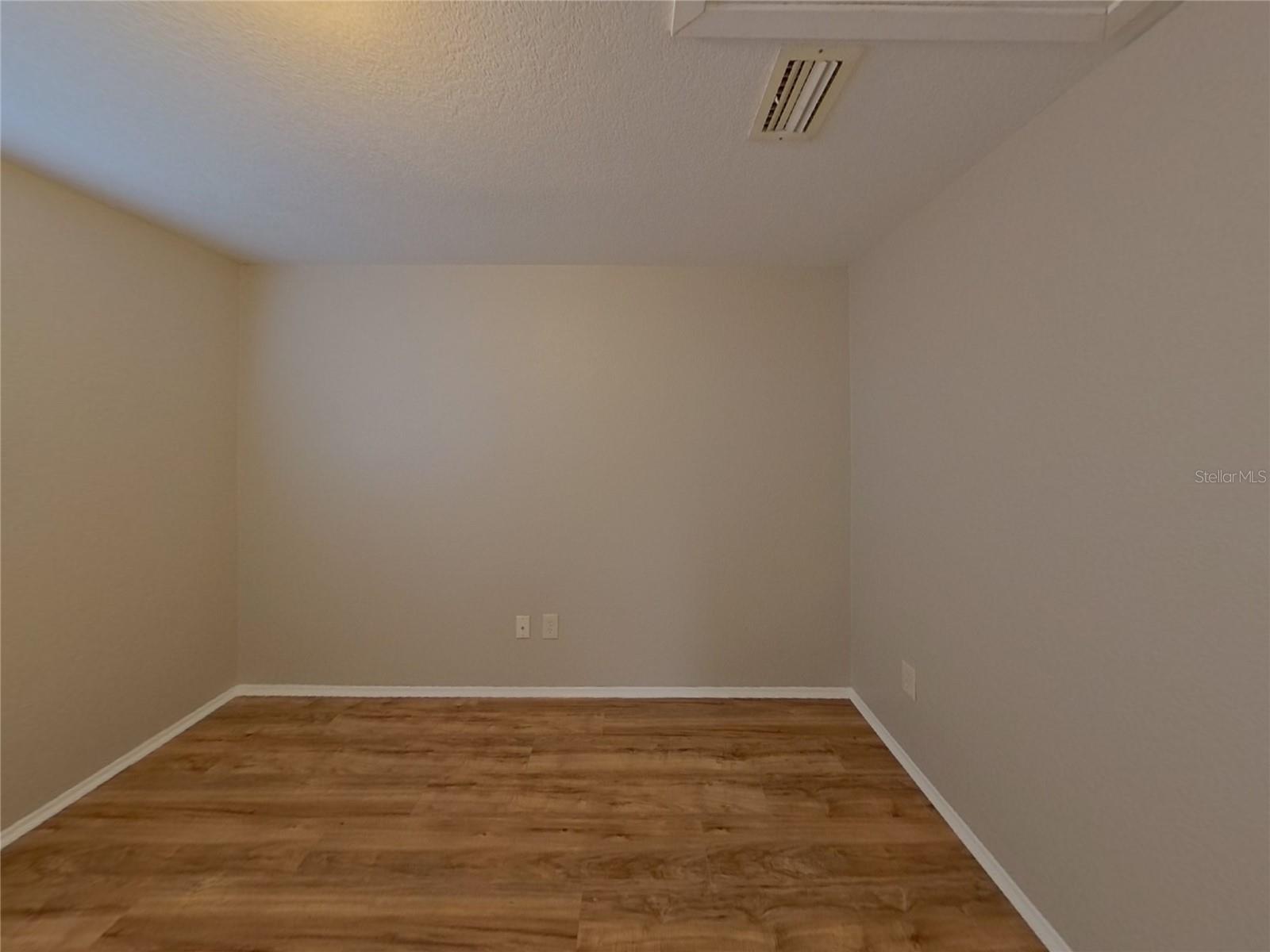 AVON DALE - Residential Lease