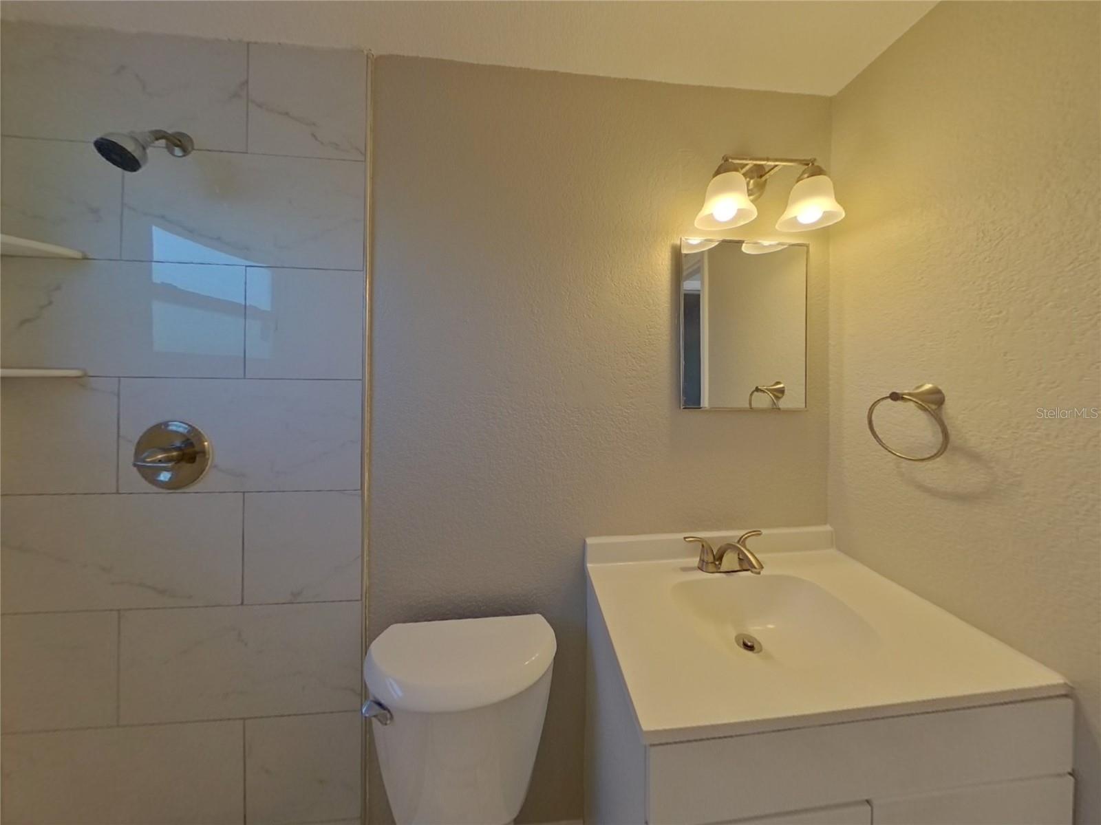 AVON DALE - Residential Lease