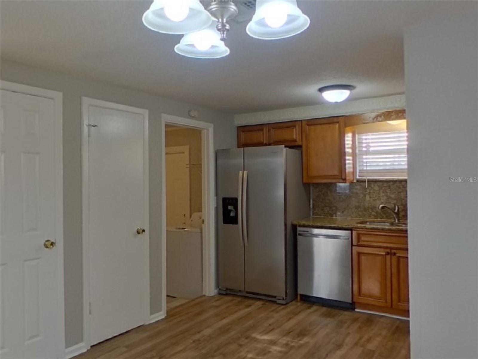 AVON DALE - Residential Lease