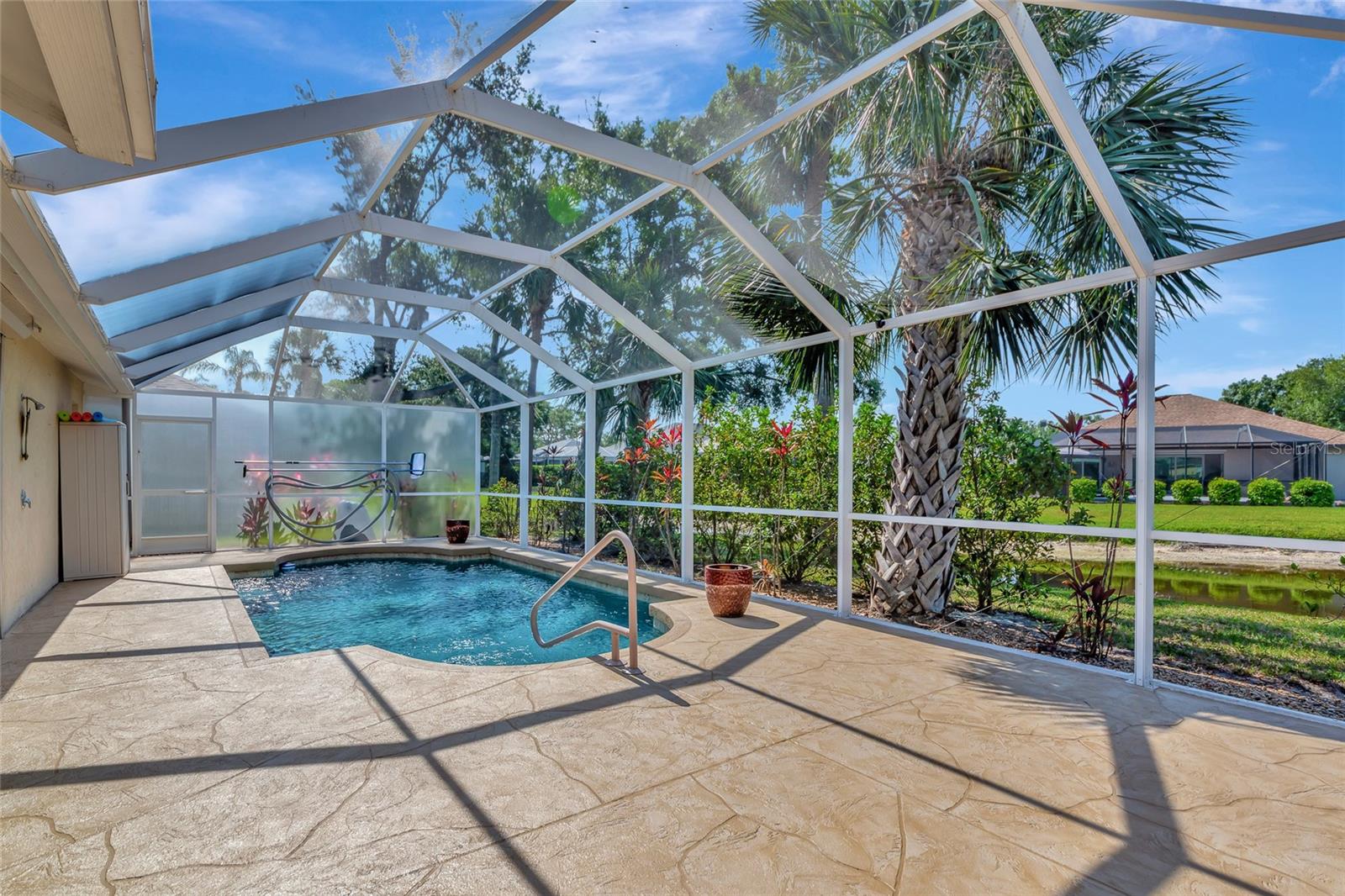 REGAL OAKS - Residential