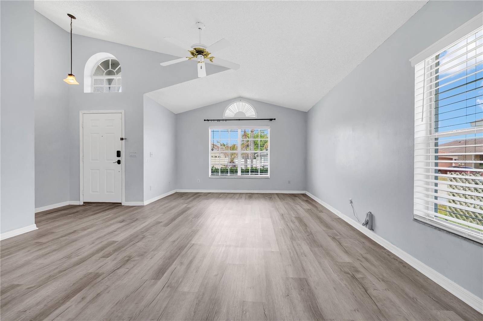 515 LAKE DAVENPORT BOULEVARD