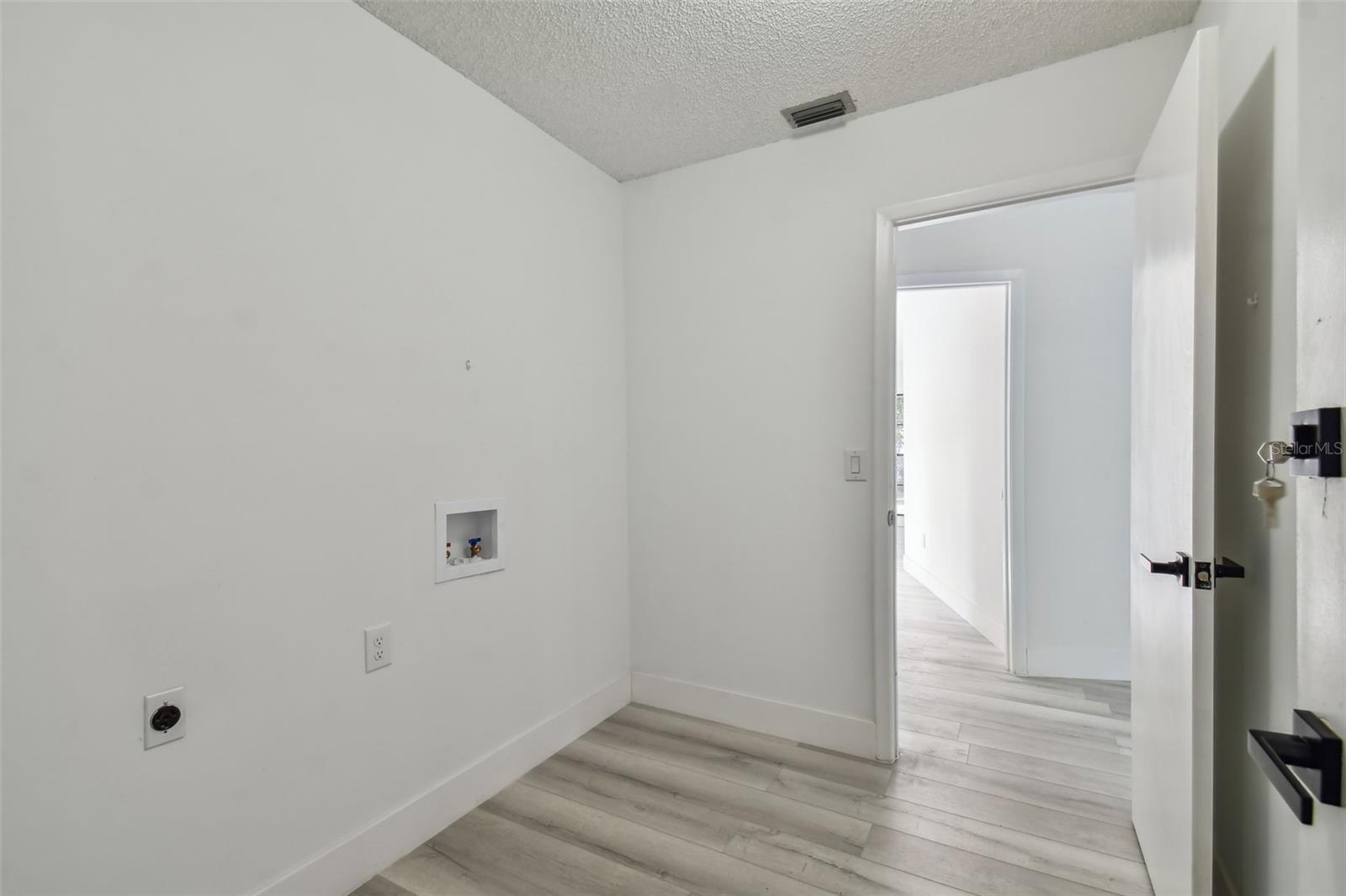 COUNTRY PLACE WEST UNIT III - Residential