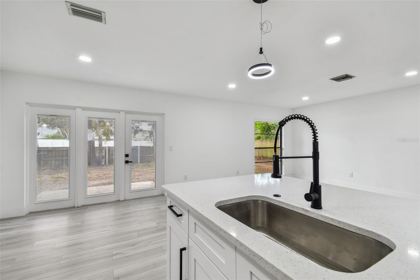 COUNTRY PLACE WEST UNIT III - Residential