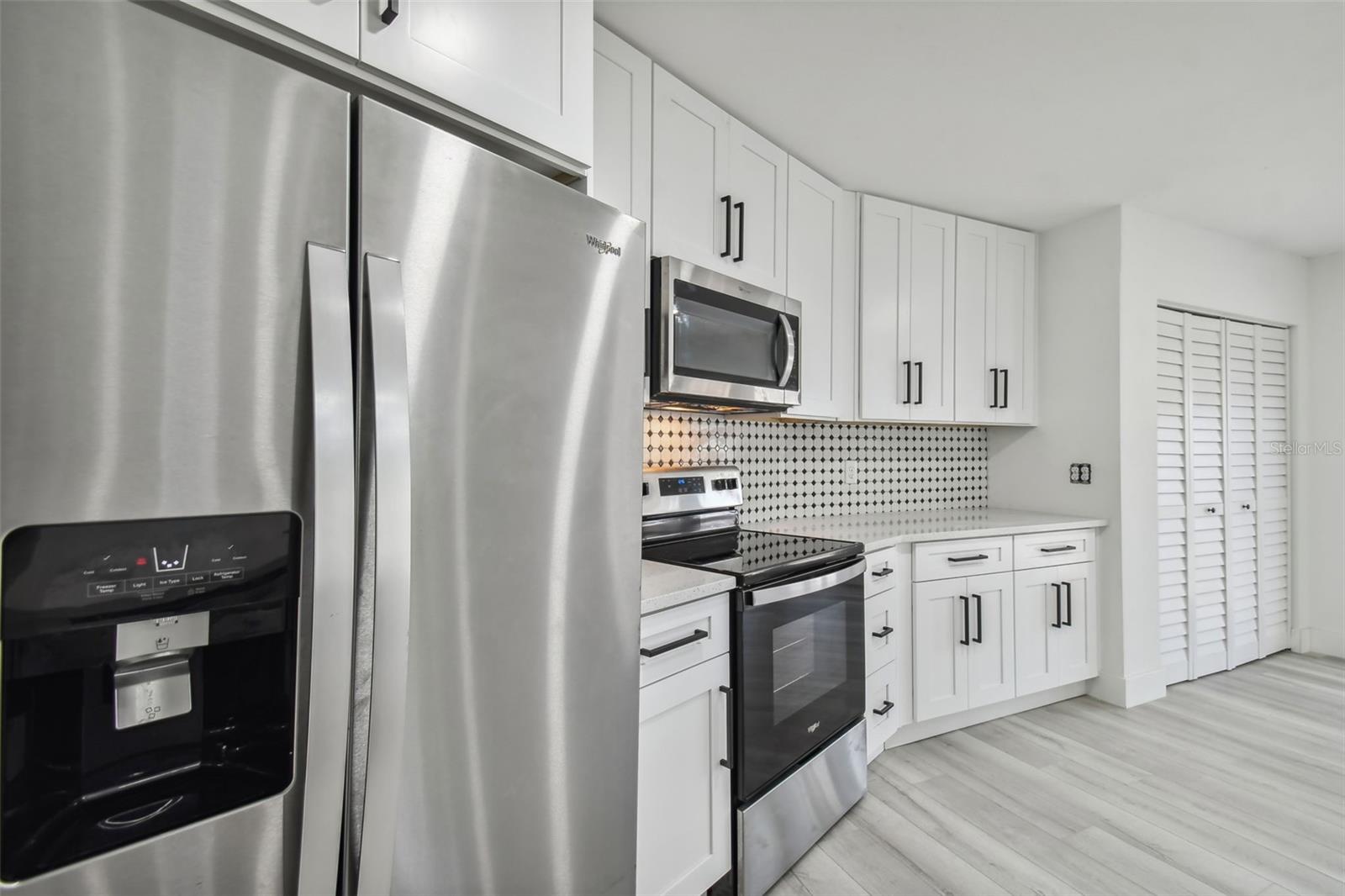 COUNTRY PLACE WEST UNIT III - Residential