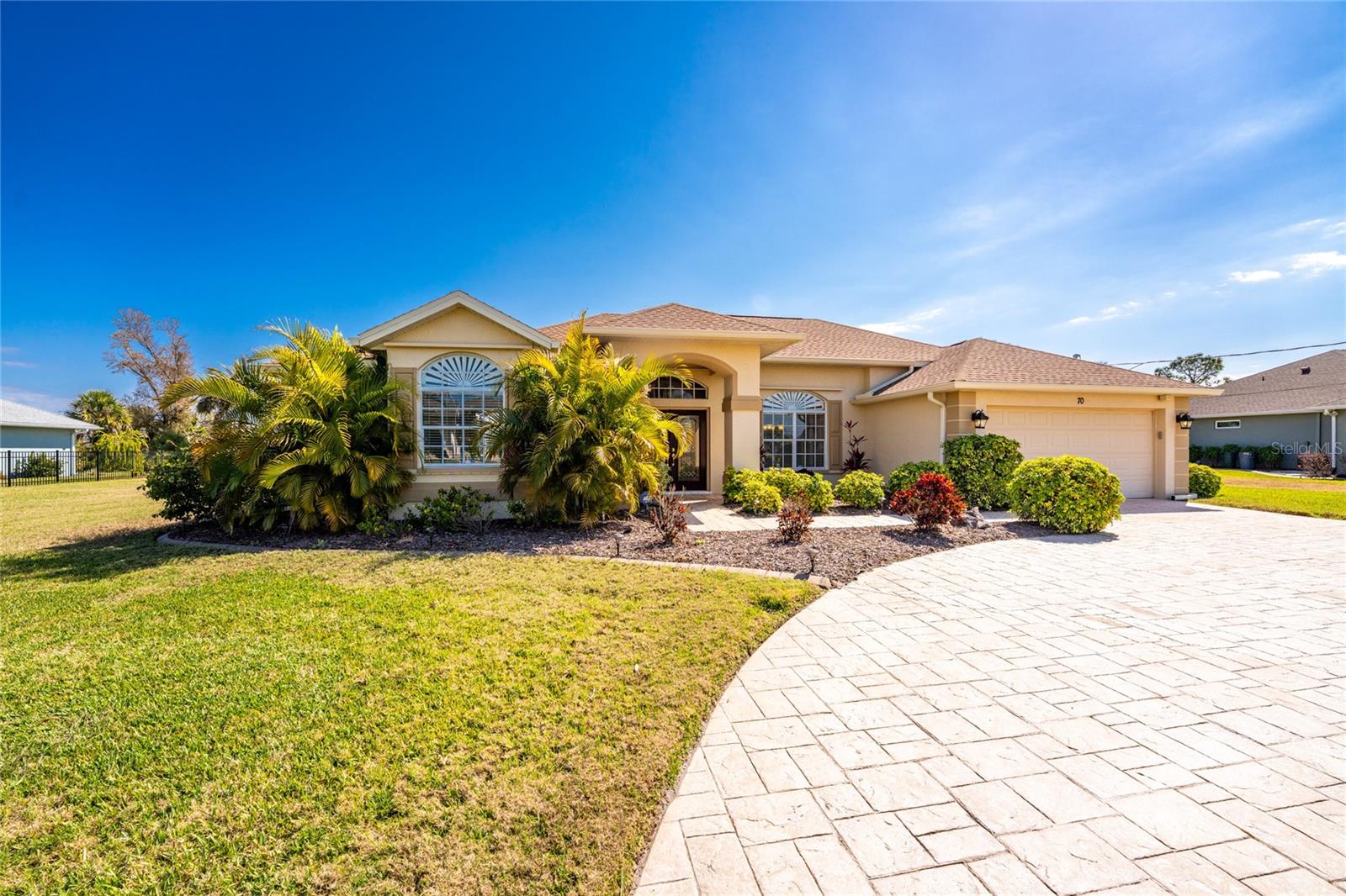 ROTONDA WEST BROADMOOR - Residential