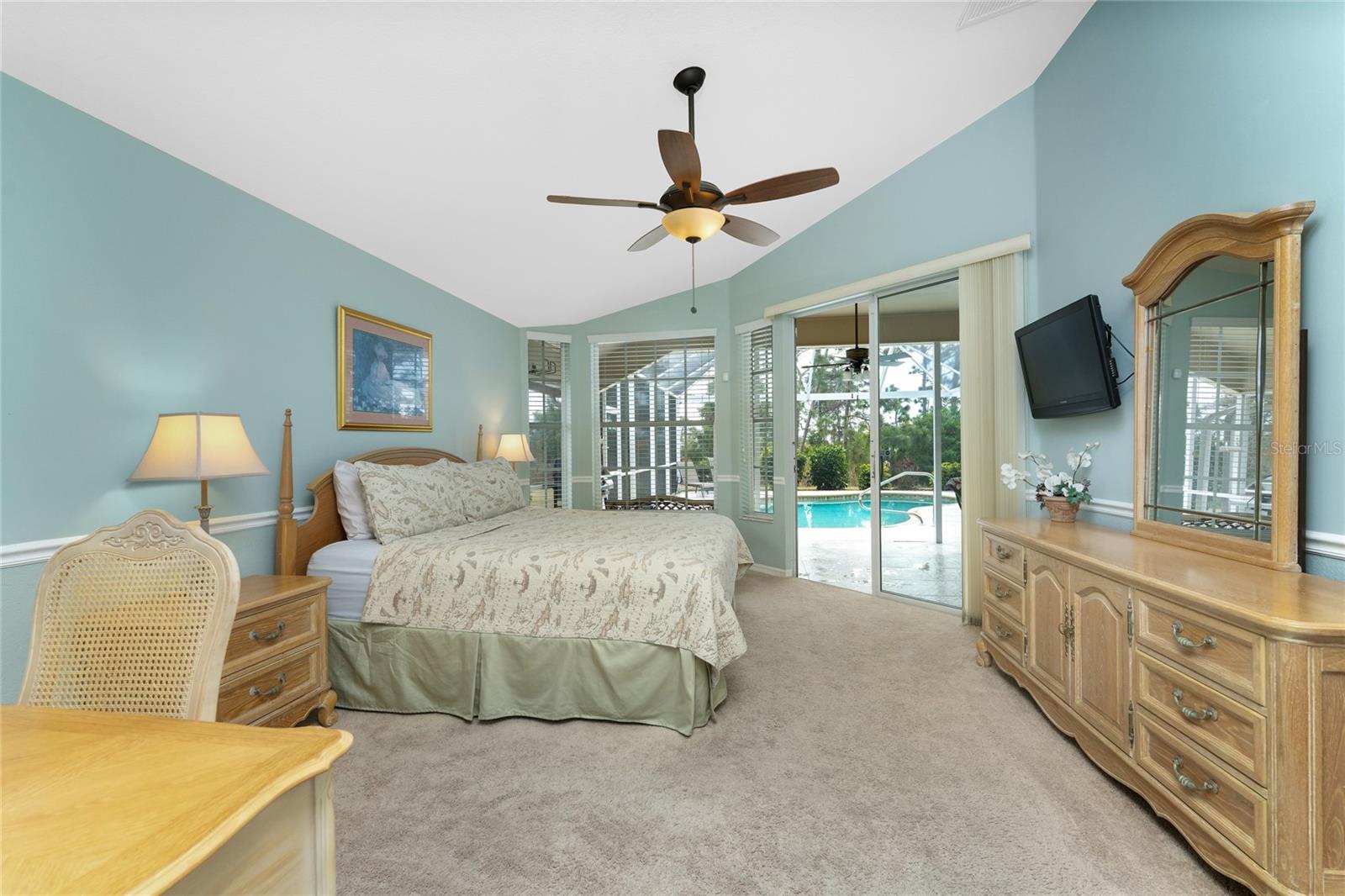 ROTONDA WEST BROADMOOR - Residential