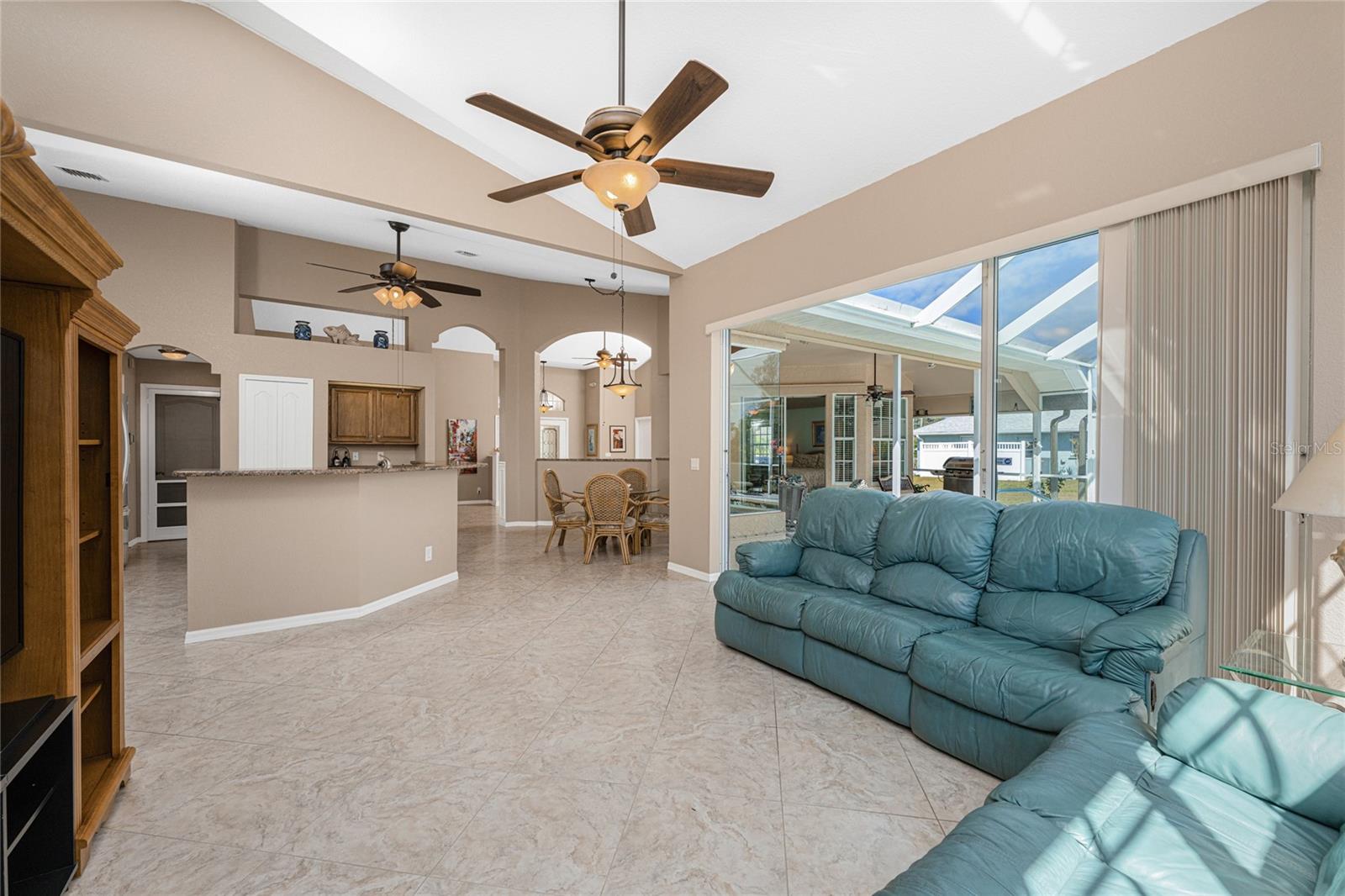 ROTONDA WEST BROADMOOR - Residential