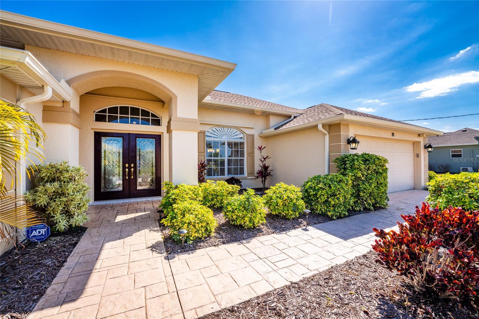 ROTONDA WEST BROADMOOR - Residential