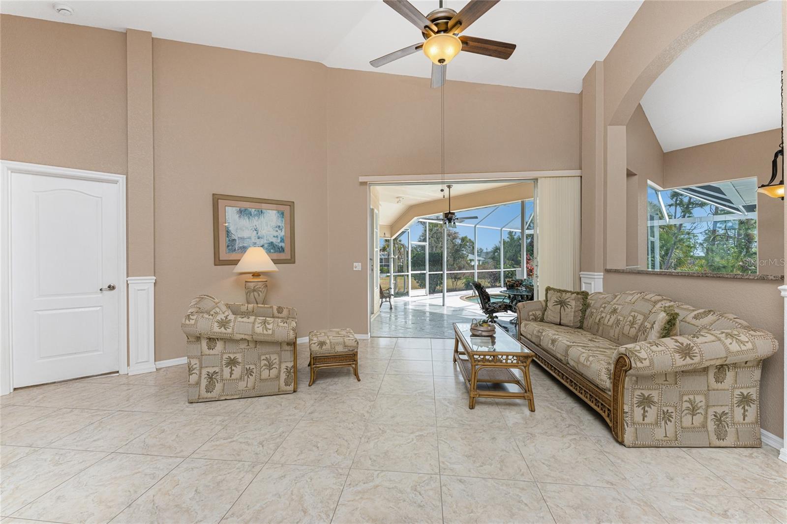 ROTONDA WEST BROADMOOR - Residential