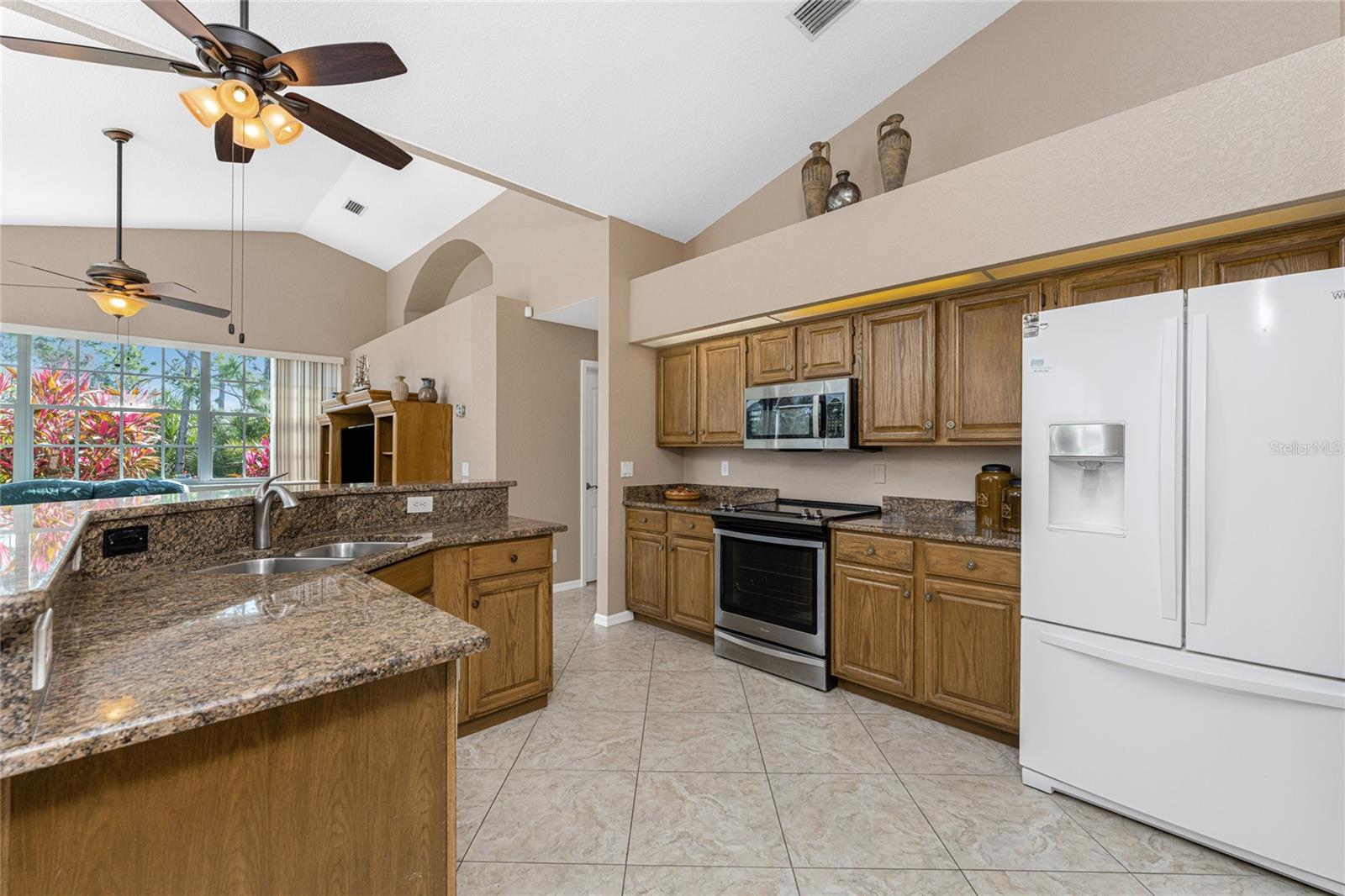 ROTONDA WEST BROADMOOR - Residential