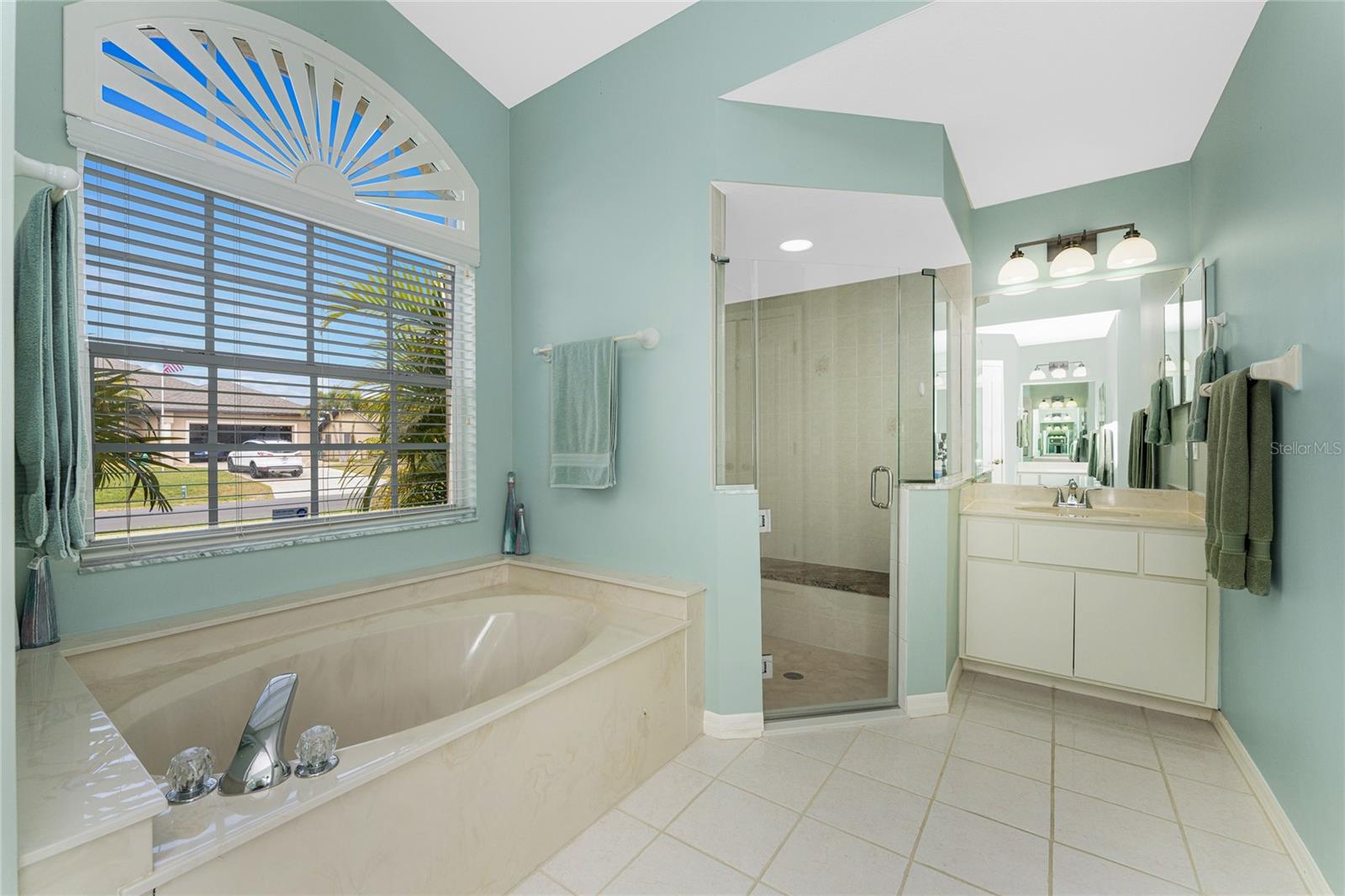 ROTONDA WEST BROADMOOR - Residential