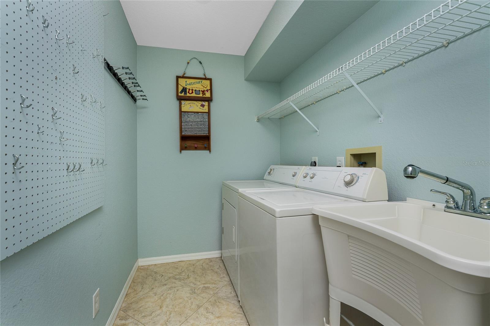 ROTONDA WEST BROADMOOR - Residential