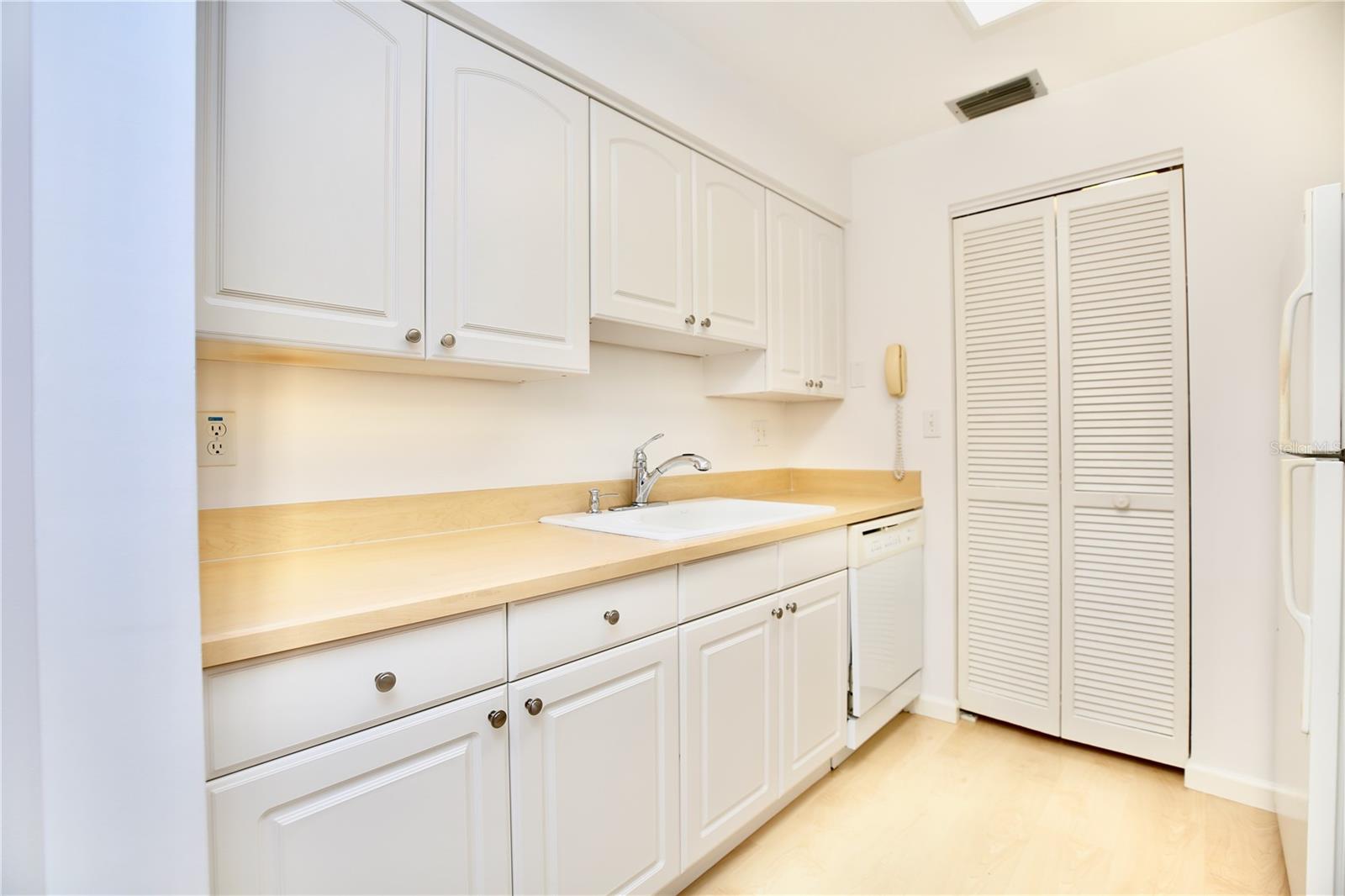 BELLEAIR FOREST GARDEN CONDO - Residential