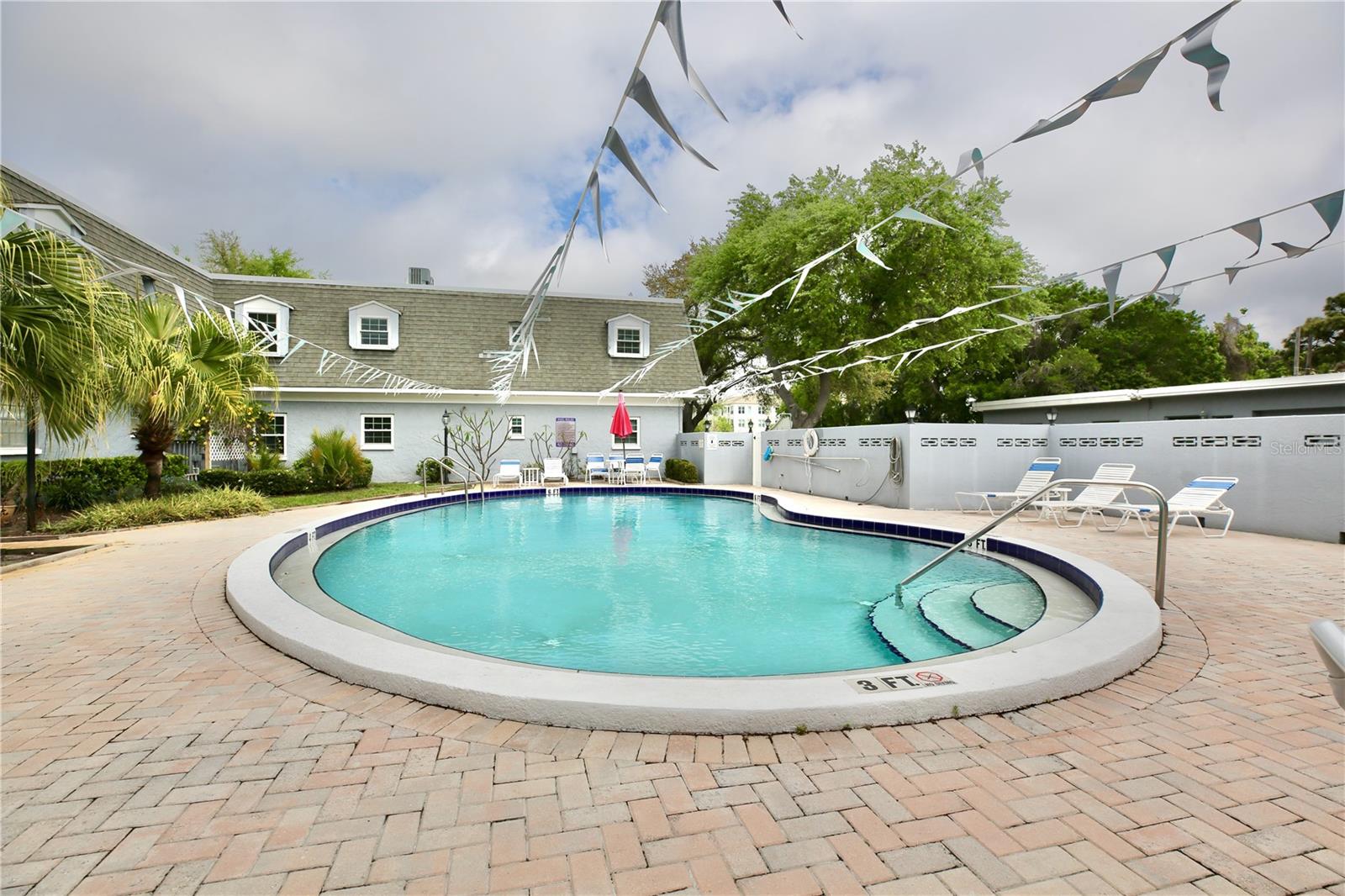 BELLEAIR FOREST GARDEN CONDO - Residential