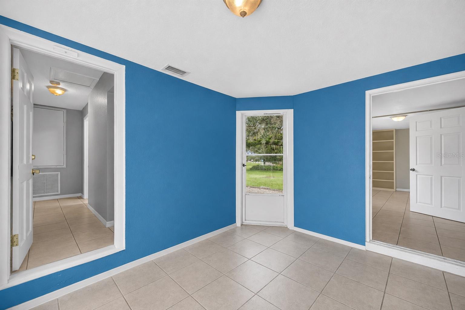 ACREAGE & UNREC - Residential