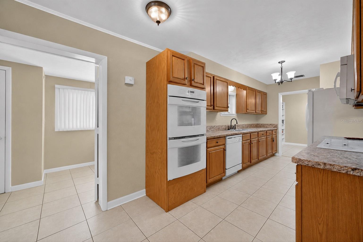 ACREAGE & UNREC - Residential