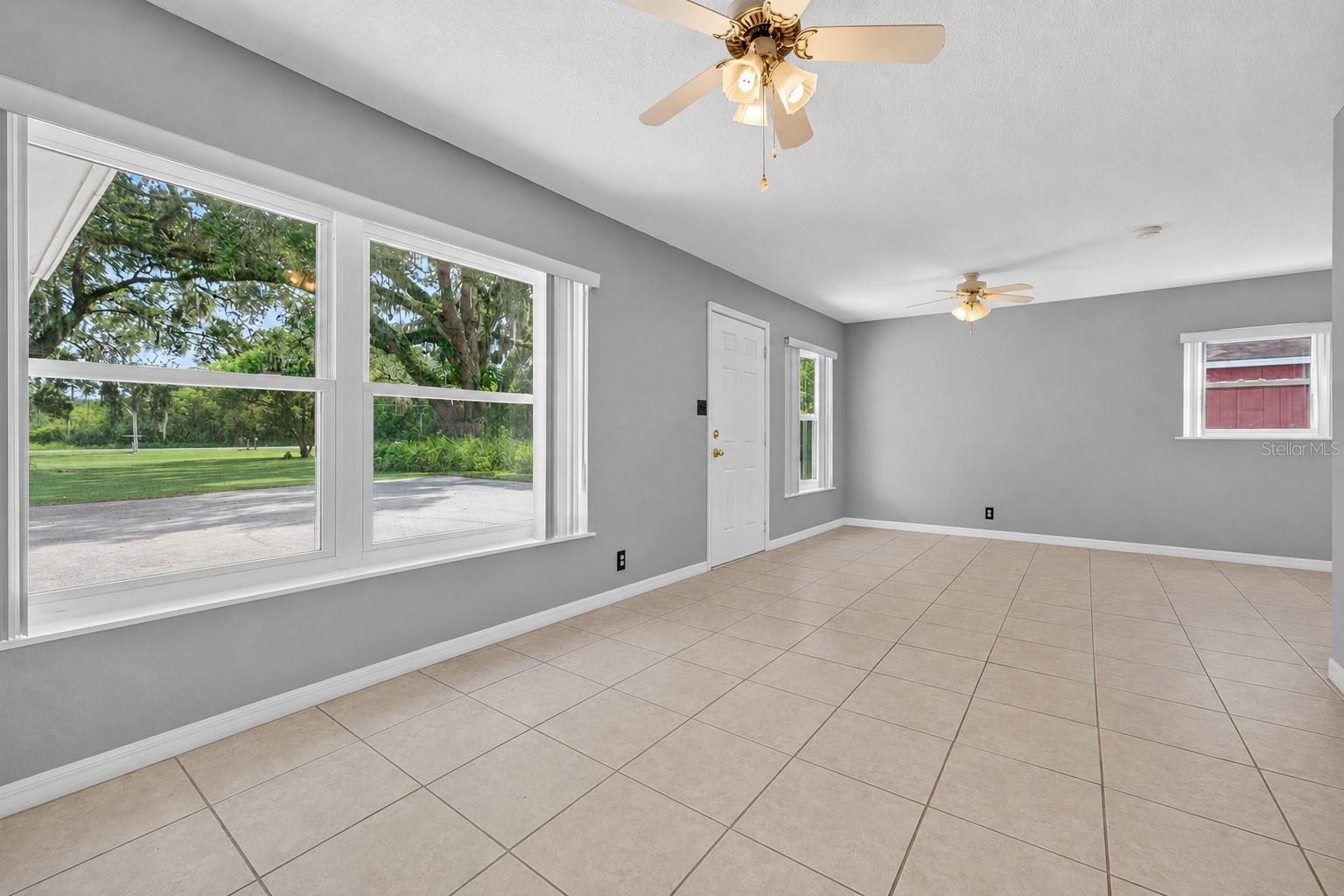 ACREAGE & UNREC - Residential