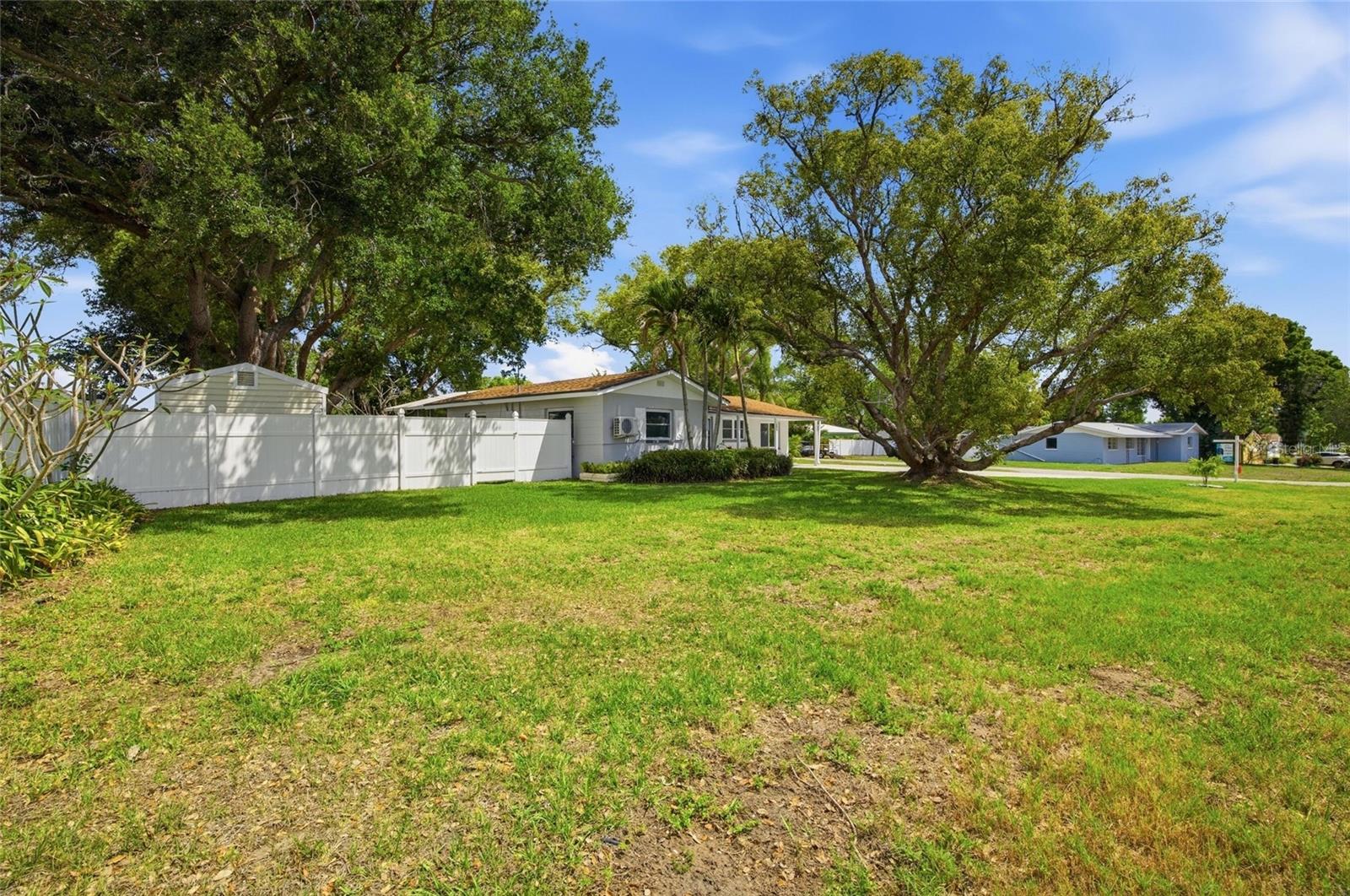 DOTSONS GROVE ESTATES 1ST ADD - Residential