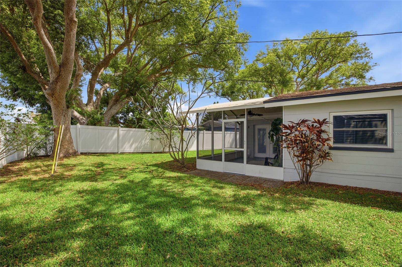 DOTSONS GROVE ESTATES 1ST ADD - Residential