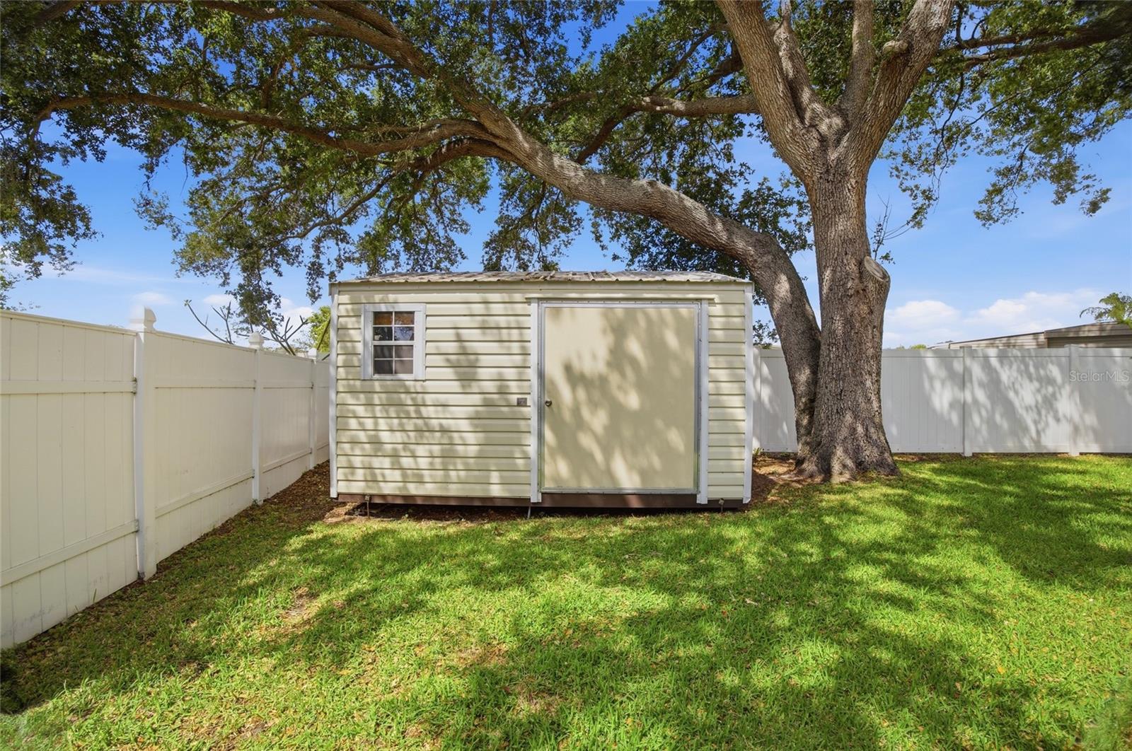 DOTSONS GROVE ESTATES 1ST ADD - Residential