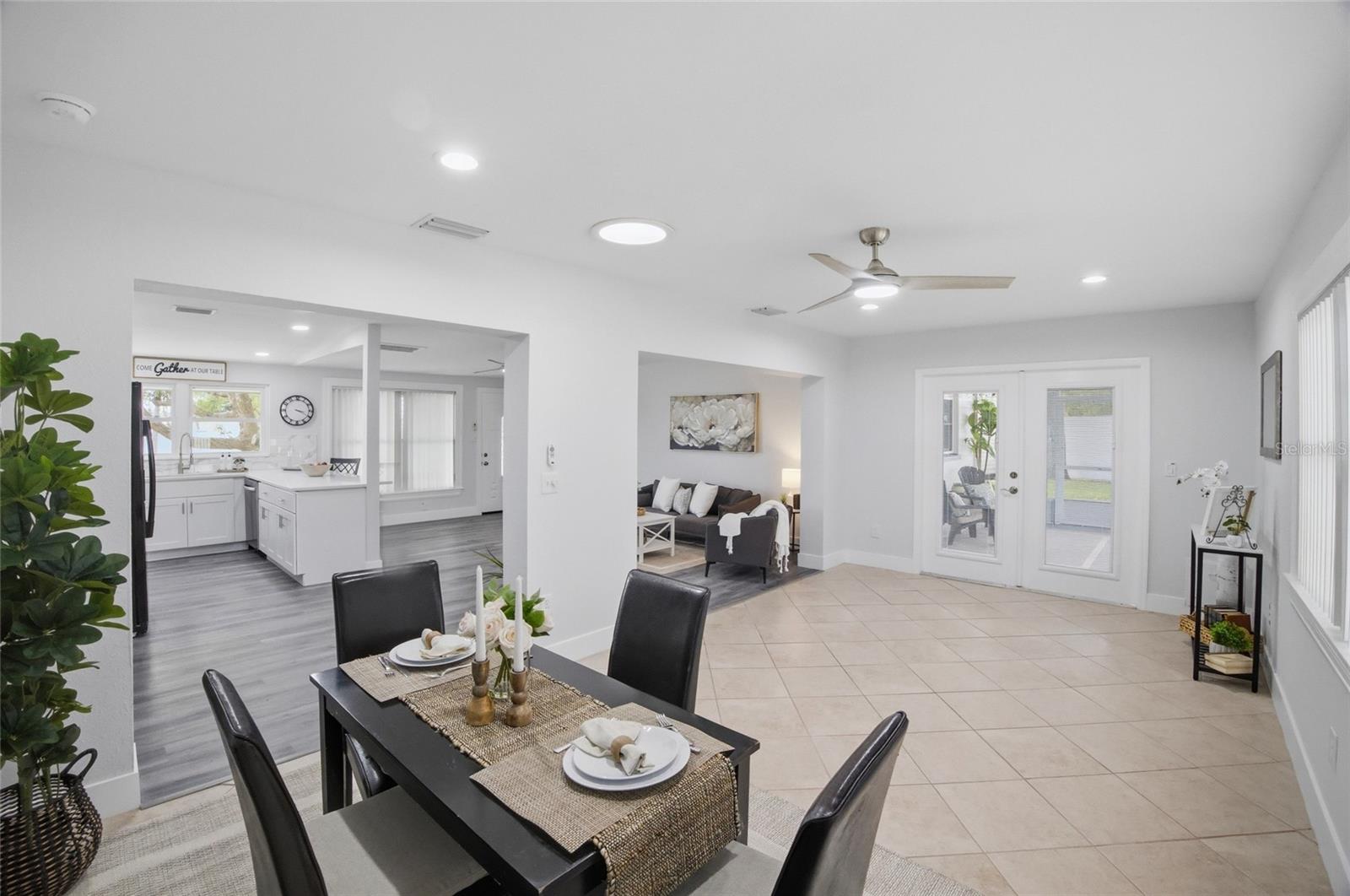 DOTSONS GROVE ESTATES 1ST ADD - Residential