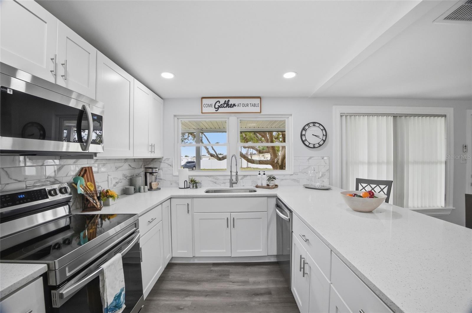 DOTSONS GROVE ESTATES 1ST ADD - Residential