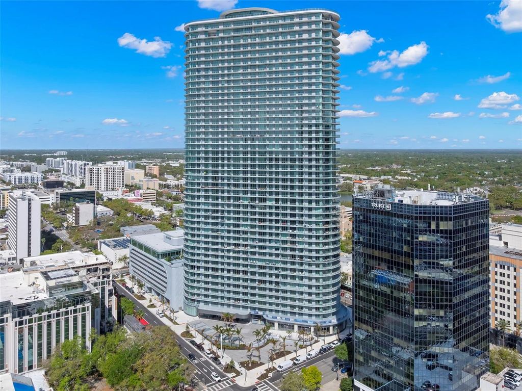 Photo of 400 Central Avenue #1909, St Petersburg, FL 33701 (MLS # TB8499478)