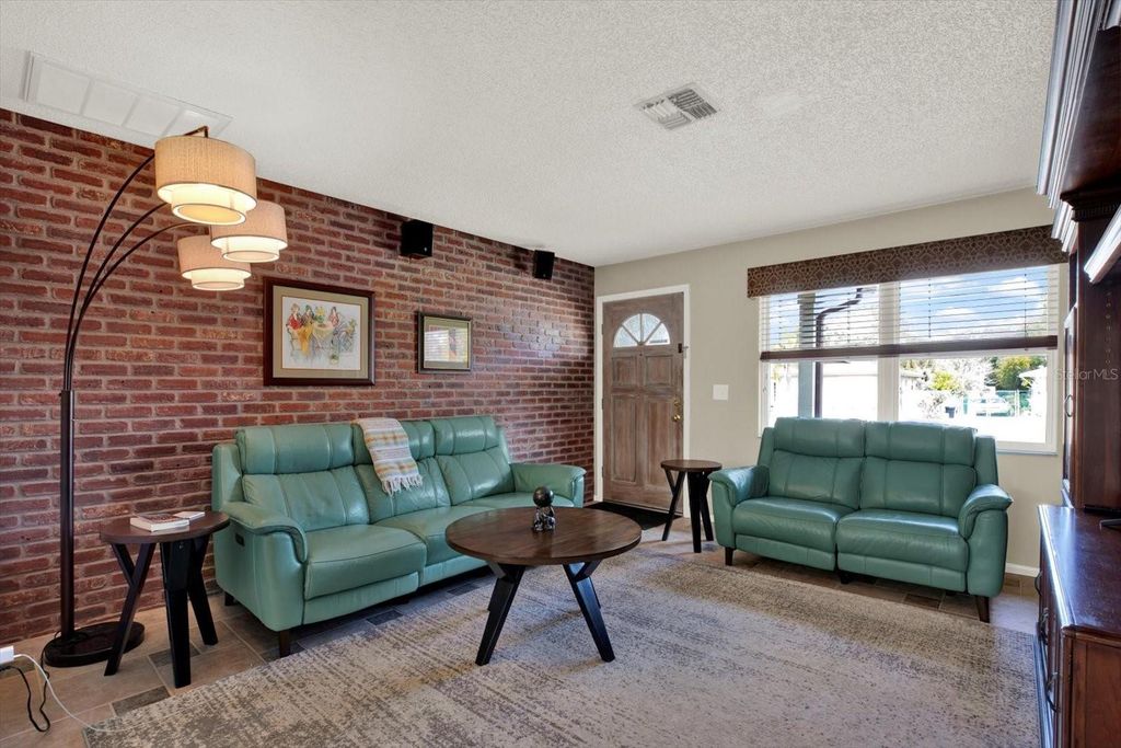 Photo of 1315 Gulfview Woods Lane, Tarpon Springs, FL 34689 (MLS # TB8479220)