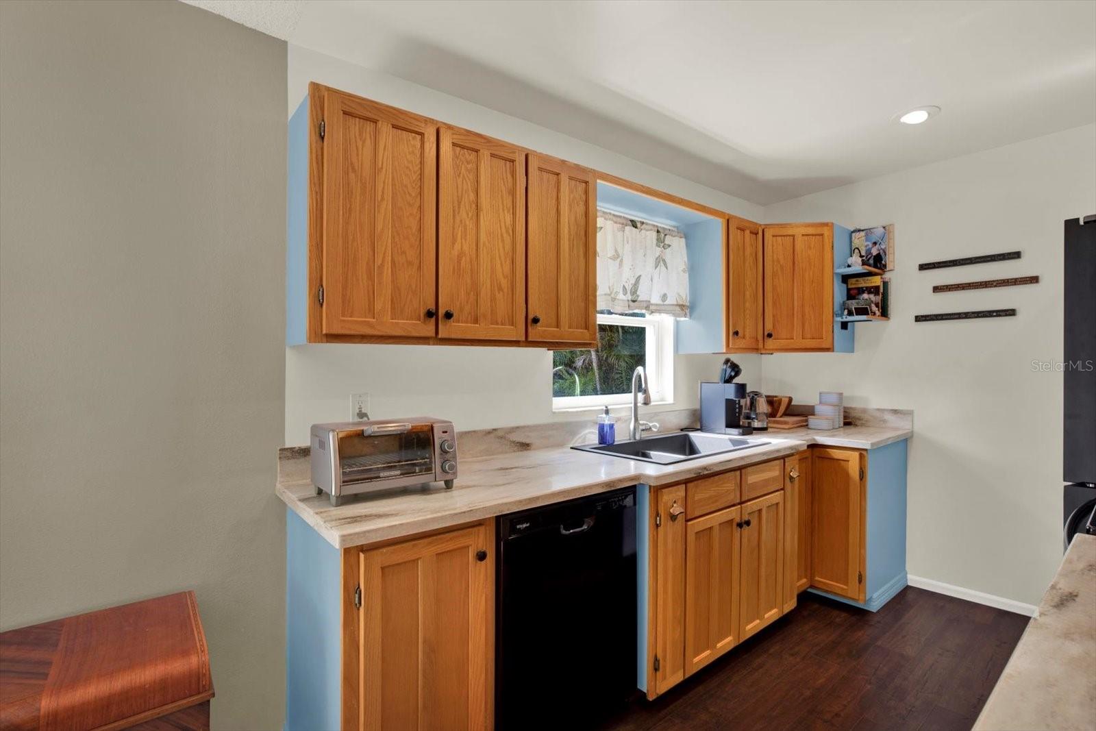 GULFVIEW WOODS - Residential