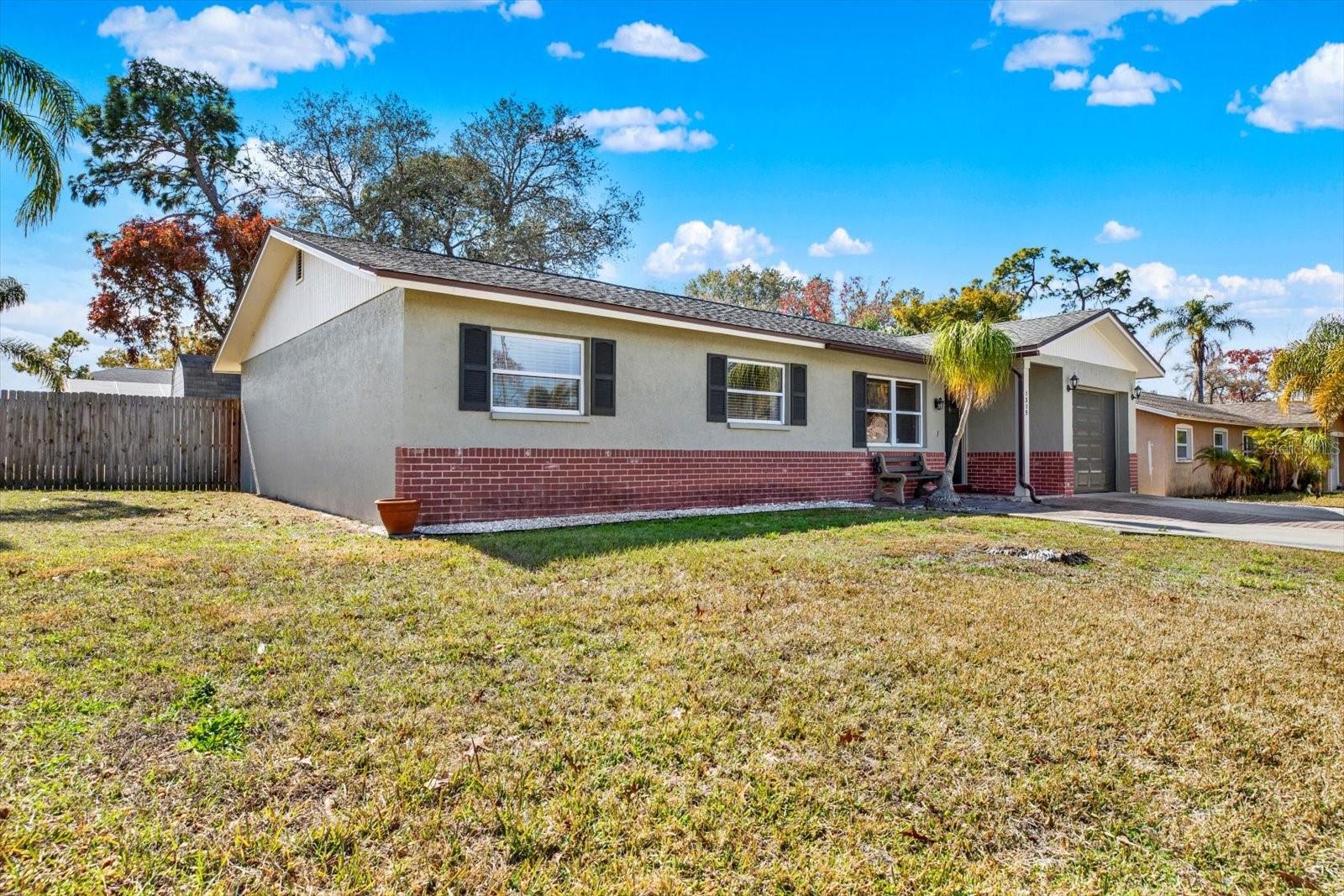 GULFVIEW WOODS - Residential