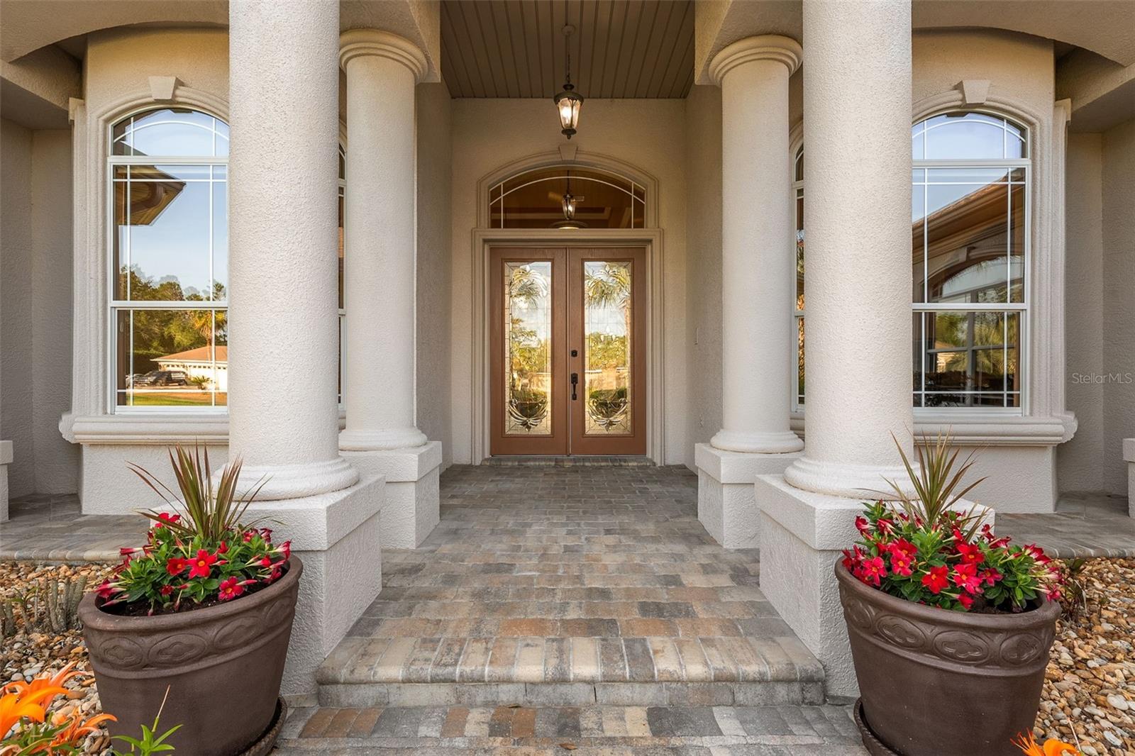 10117 BREEZY PINES COURT