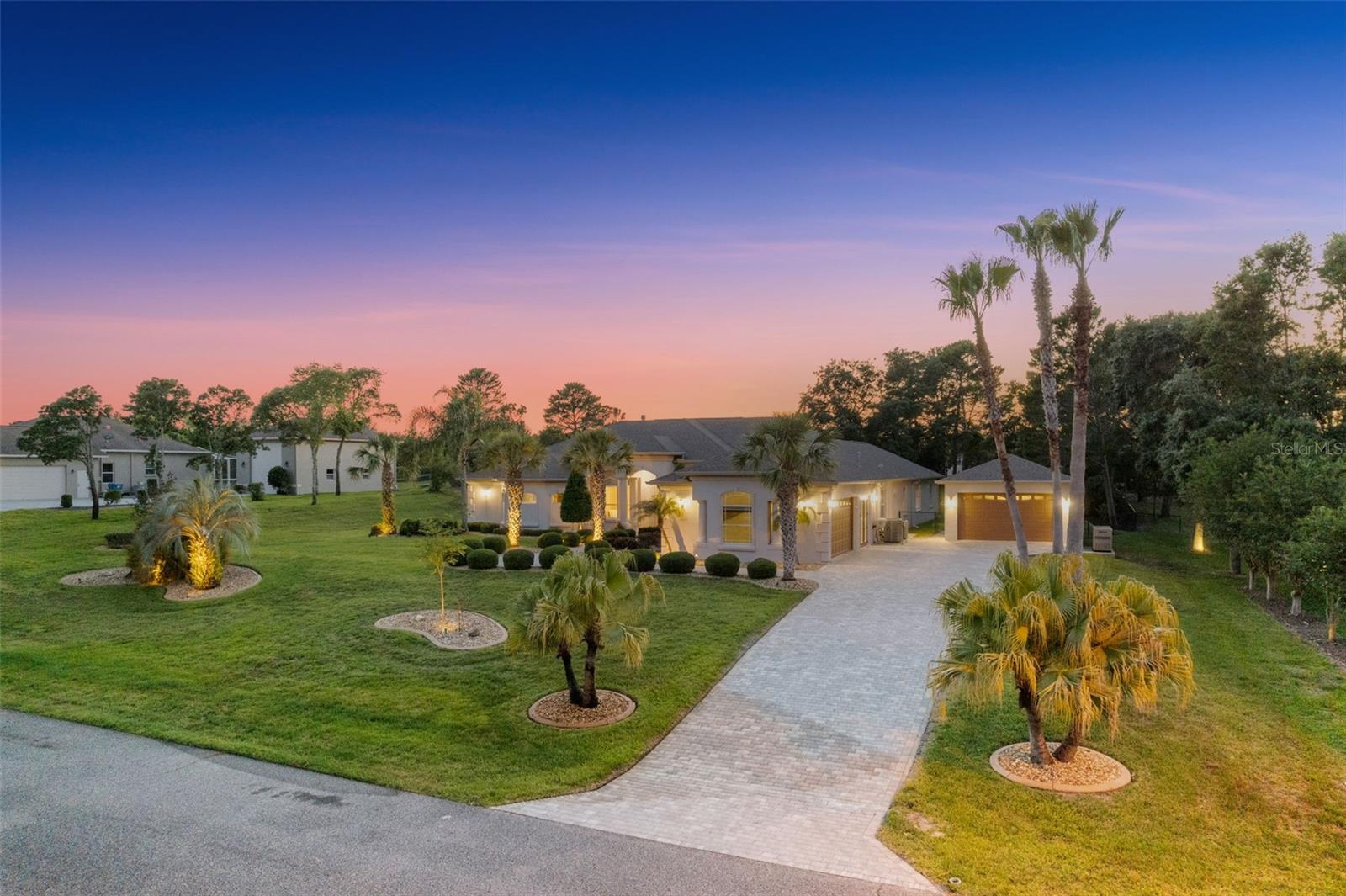 10117 BREEZY PINES COURT