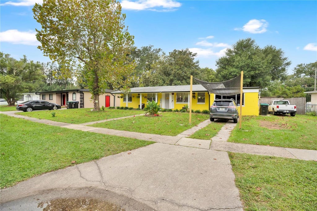 Photo of 1802 Egan Drive, Orlando, FL 32822 (MLS # O6448912)
