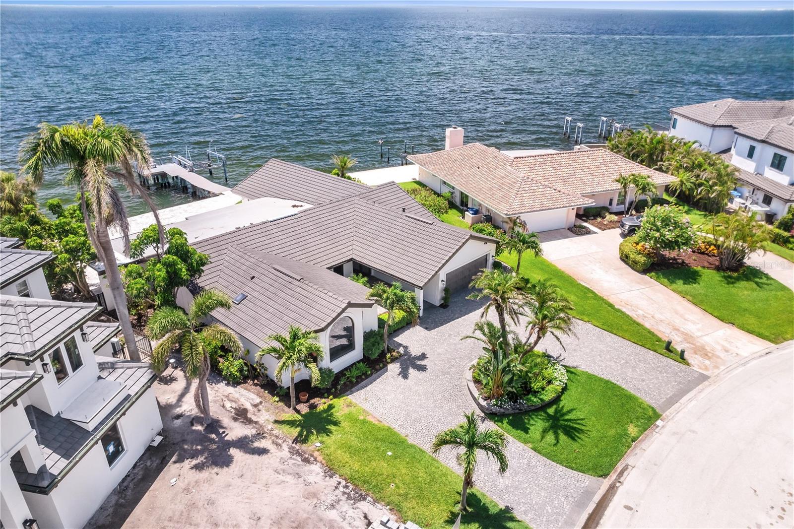 VENETIAN ISLES - Residential