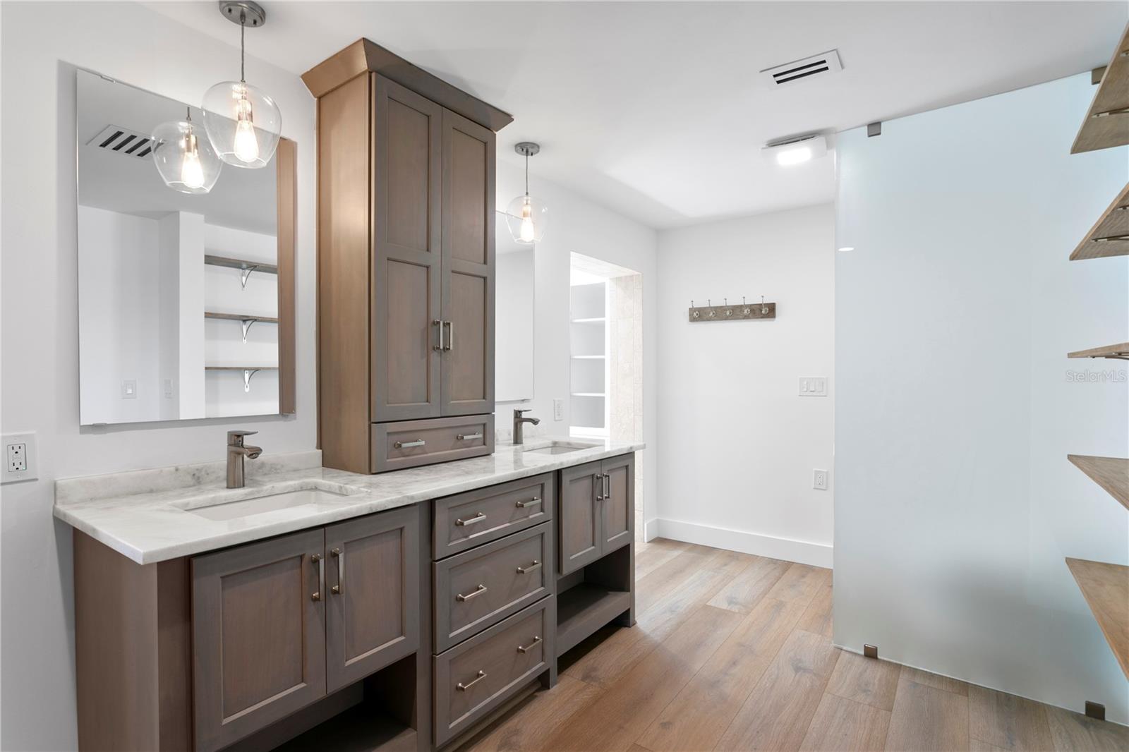 VENETIAN ISLES - Residential