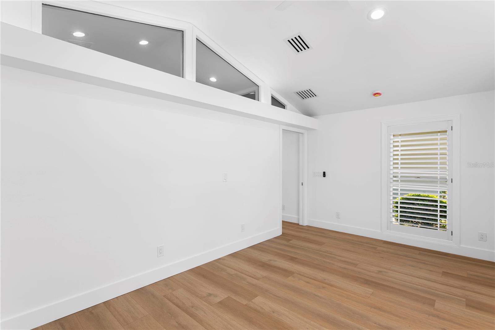 VENETIAN ISLES - Residential