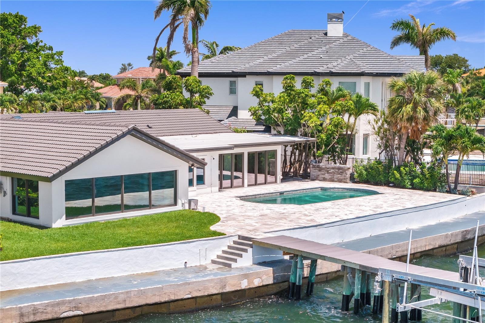 VENETIAN ISLES - Residential