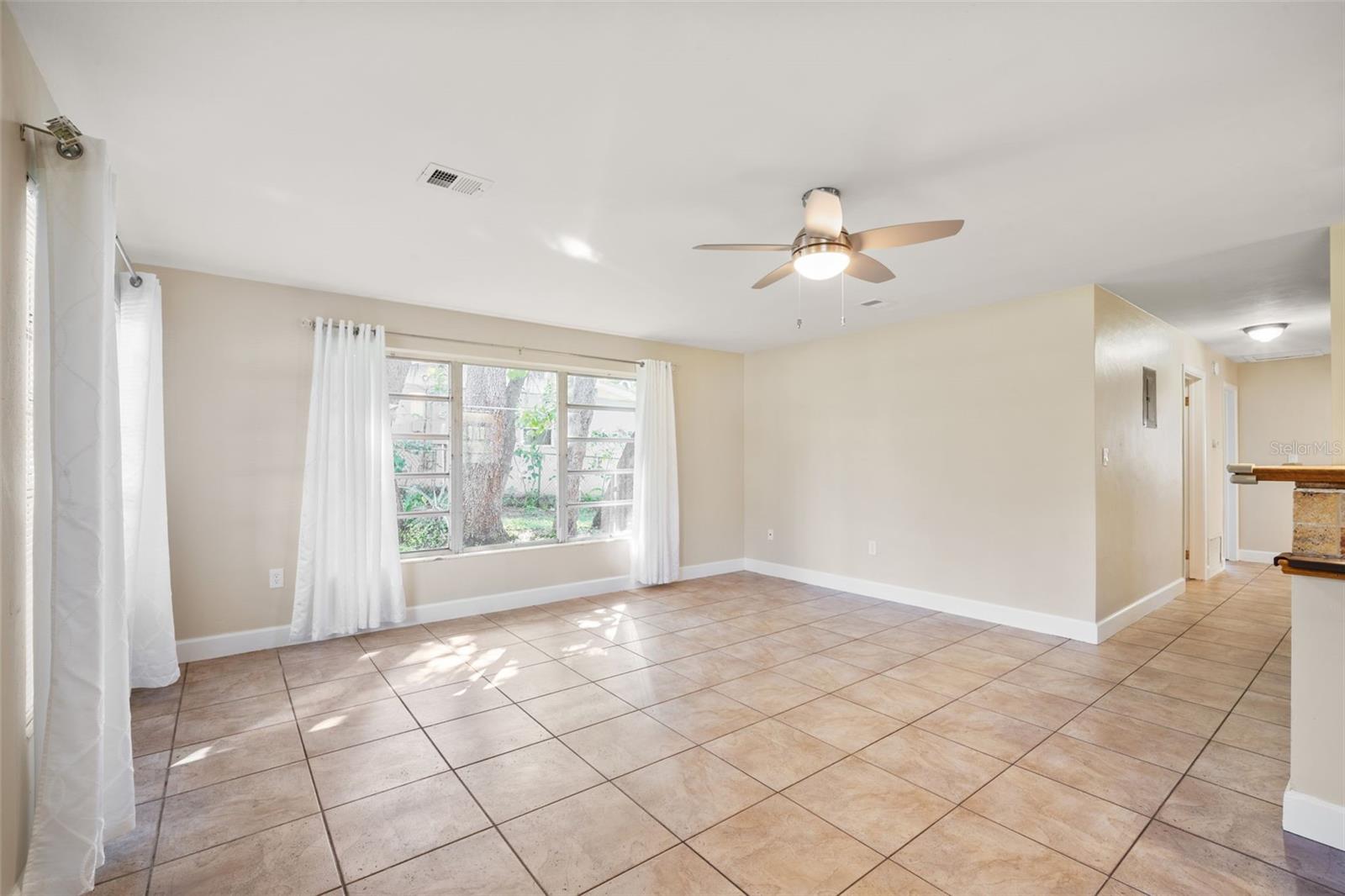 OAK RIDGE ESTATES - Residential