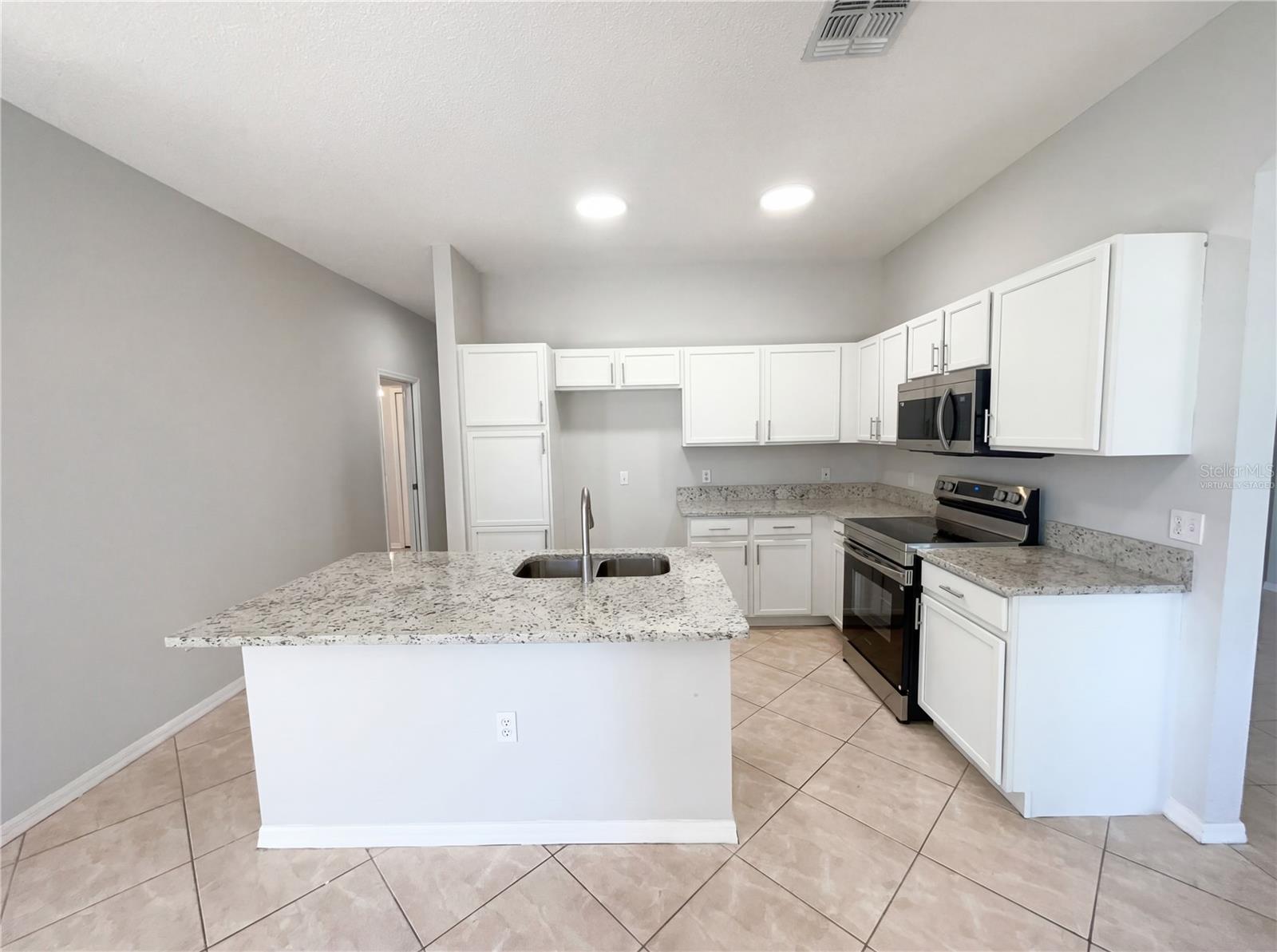 PEPPERTREE AT CYPRESS WOODS UNIT 2 - Residential