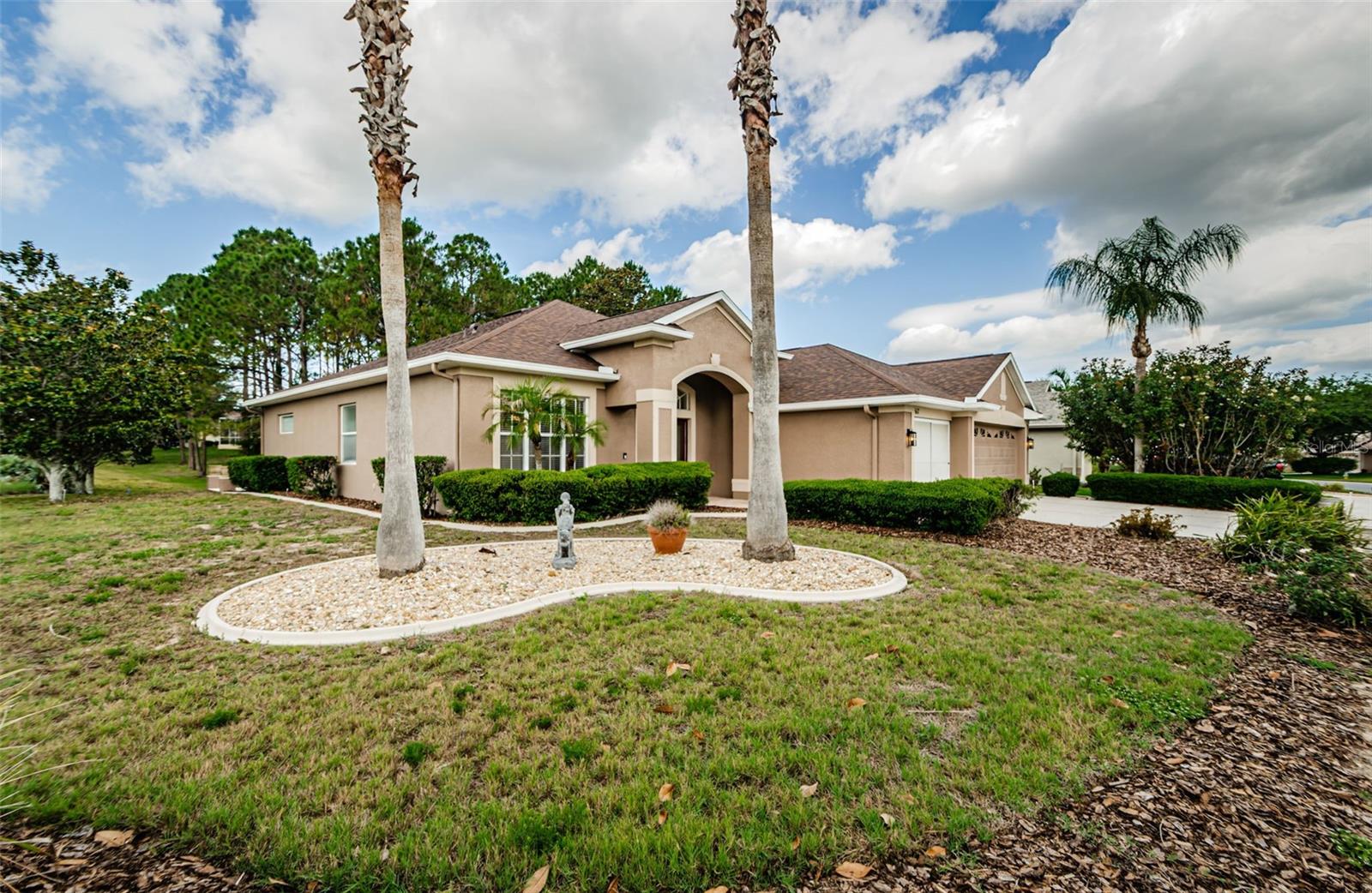 617 GLASTONBURY COURT