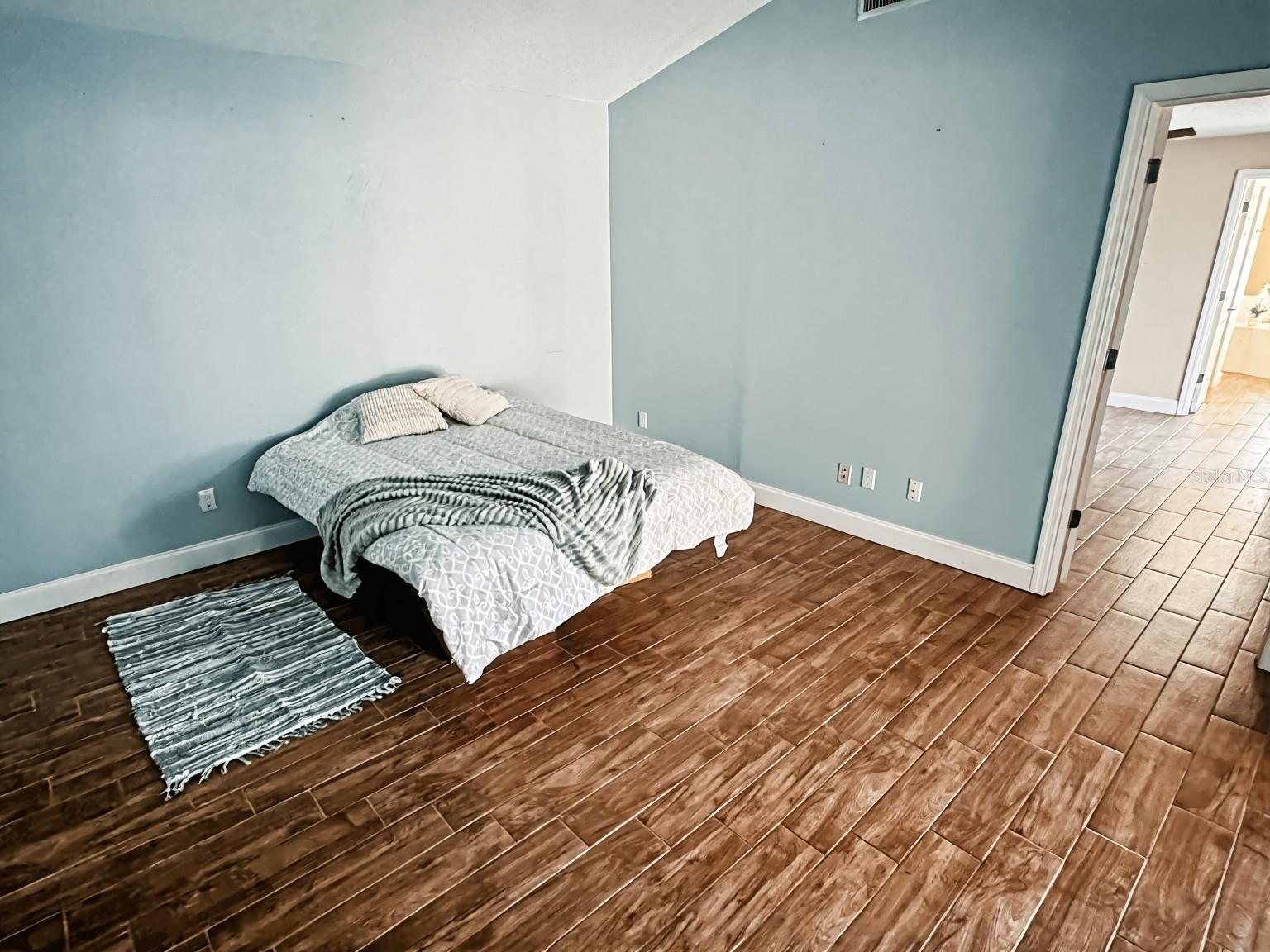 TUSCAWILLA UNIT 07 - Residential