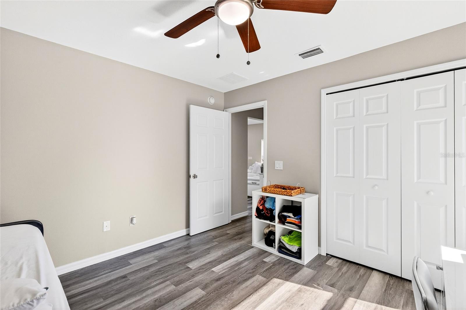 MARION OAKS UN ELEVEN - Residential