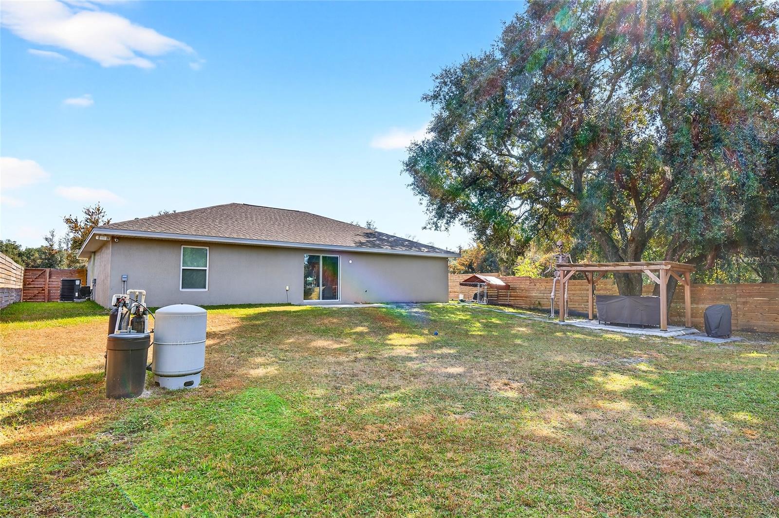 MARION OAKS UN ELEVEN - Residential